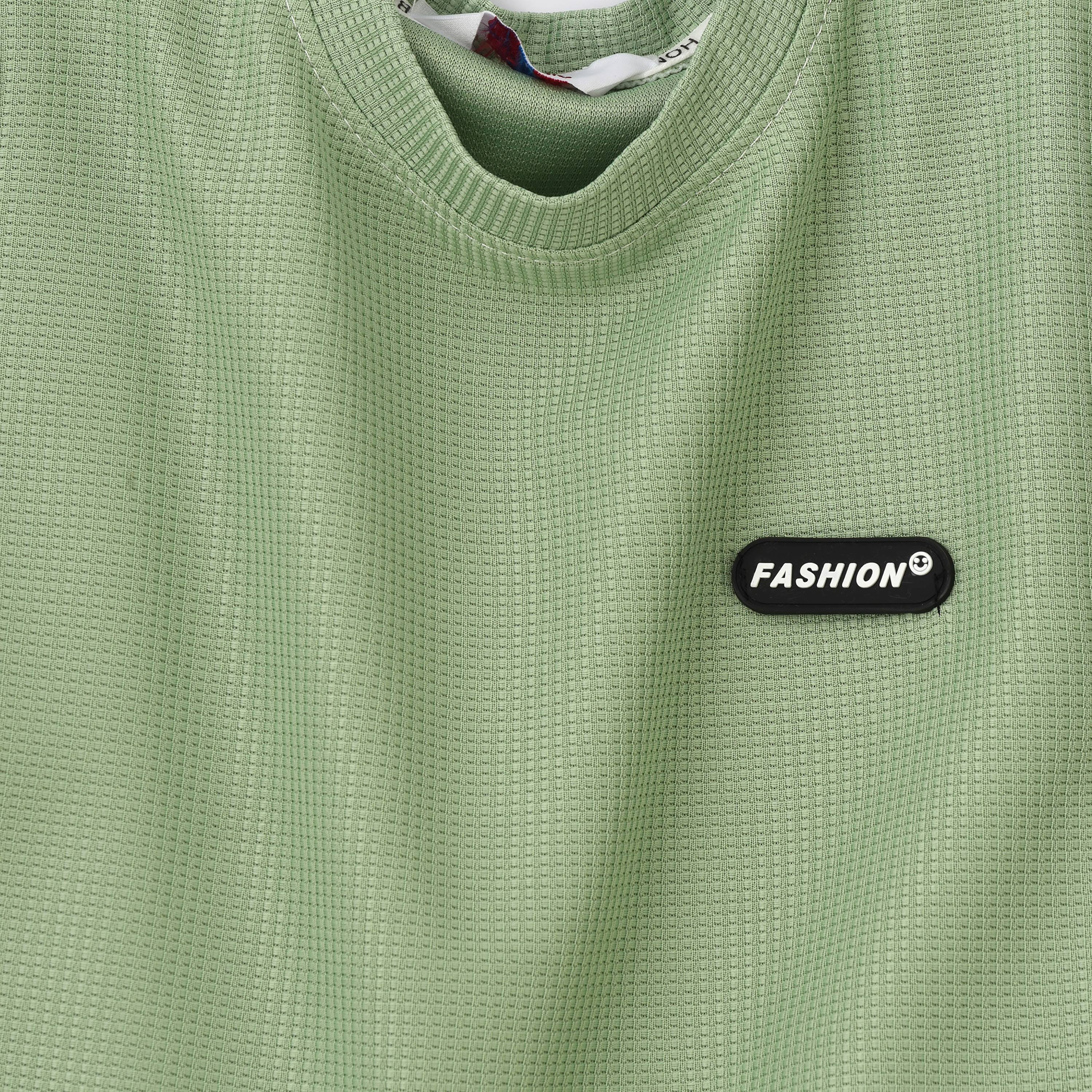 تي شيرت سادة بأكمام قصيرة مع شورت من بيبيكلو-baby-boys-clothing-setsandcoords-image-1