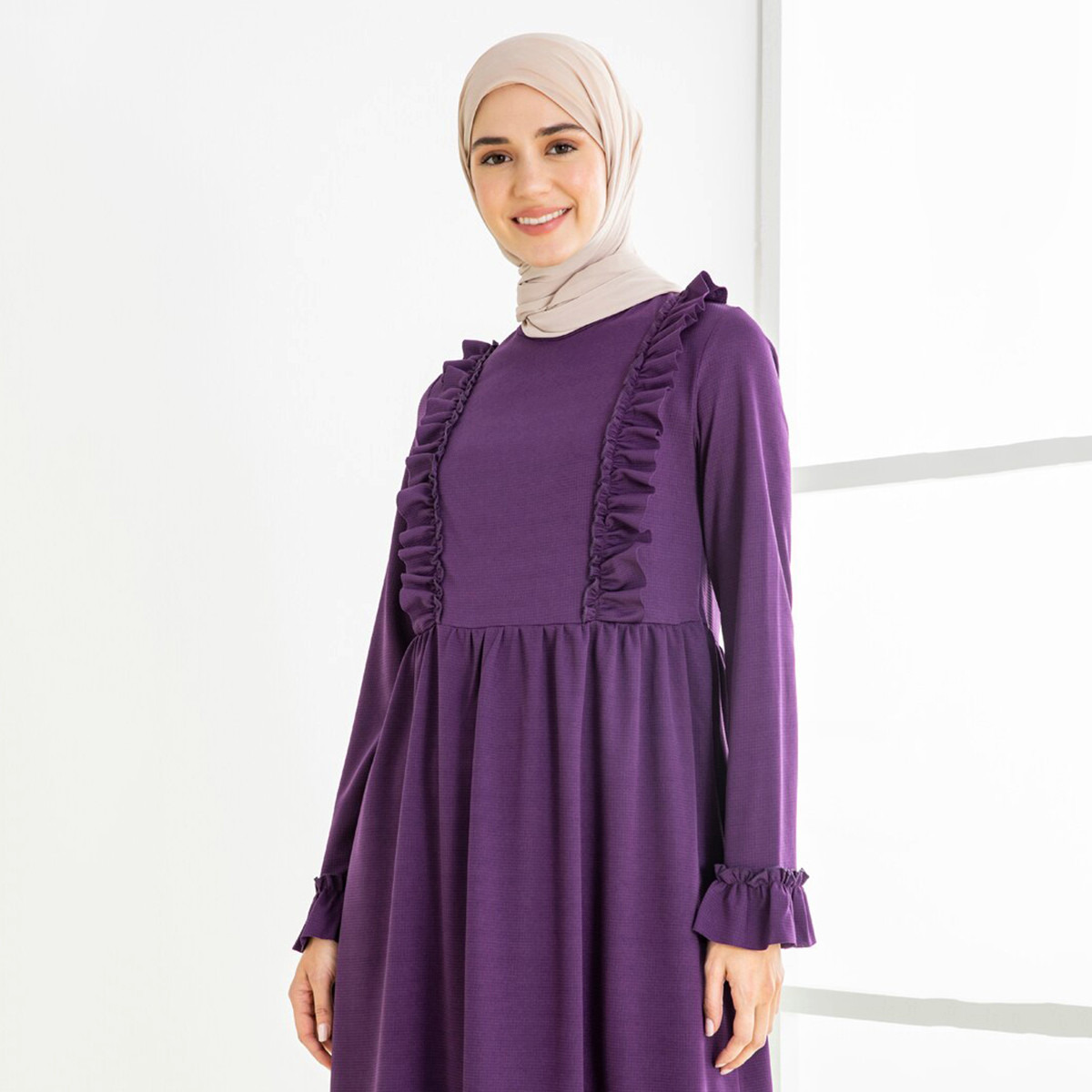 Women Ruffle Round Neck Maxi Dress ZENANE By Modanisa-women-clothing-dresses-image-7
