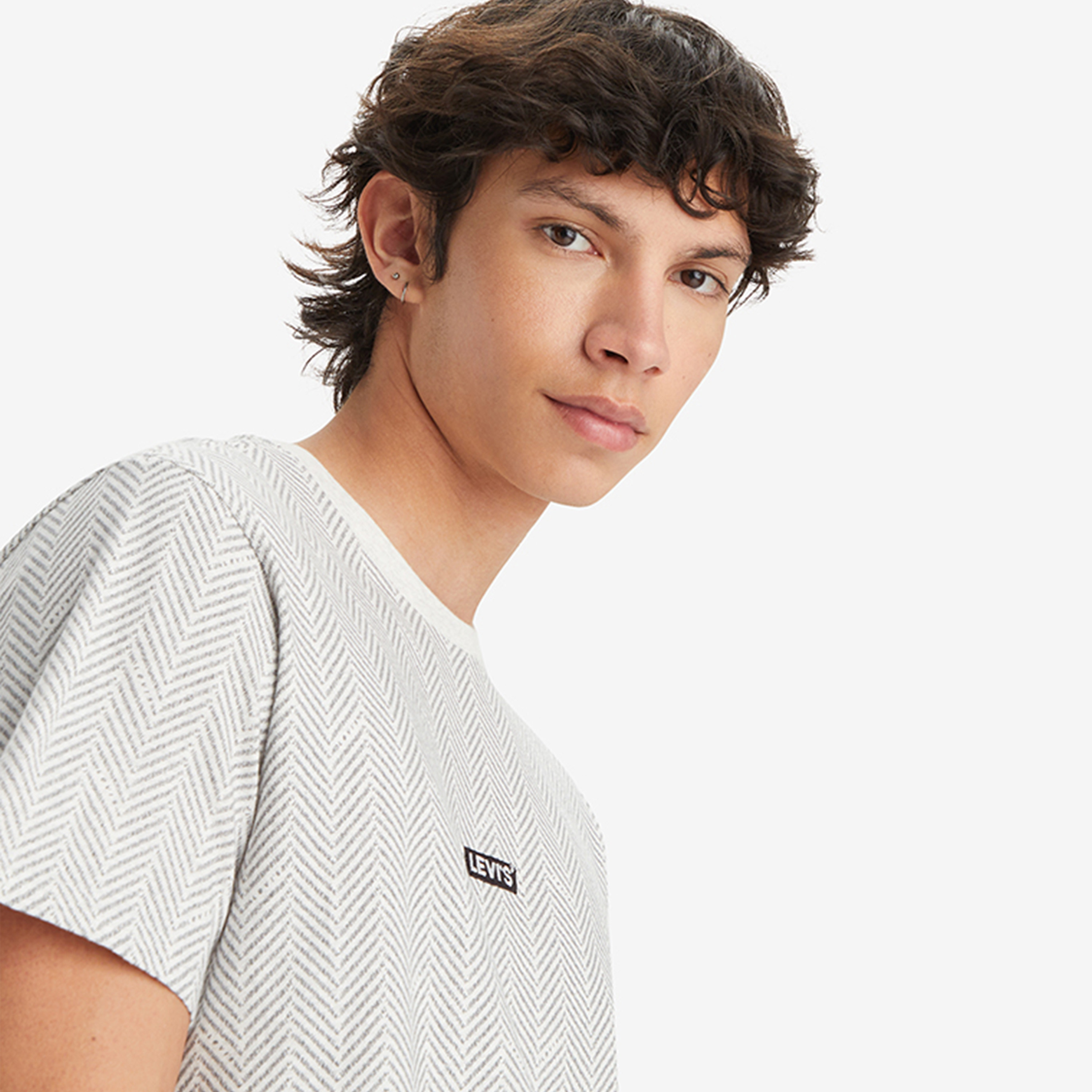 Levi's Men's Relaxed Fit Logo Crew Neck Short Sleeves T-shirt-men-clothing-tshirtsandpolos-tshirts-image-4