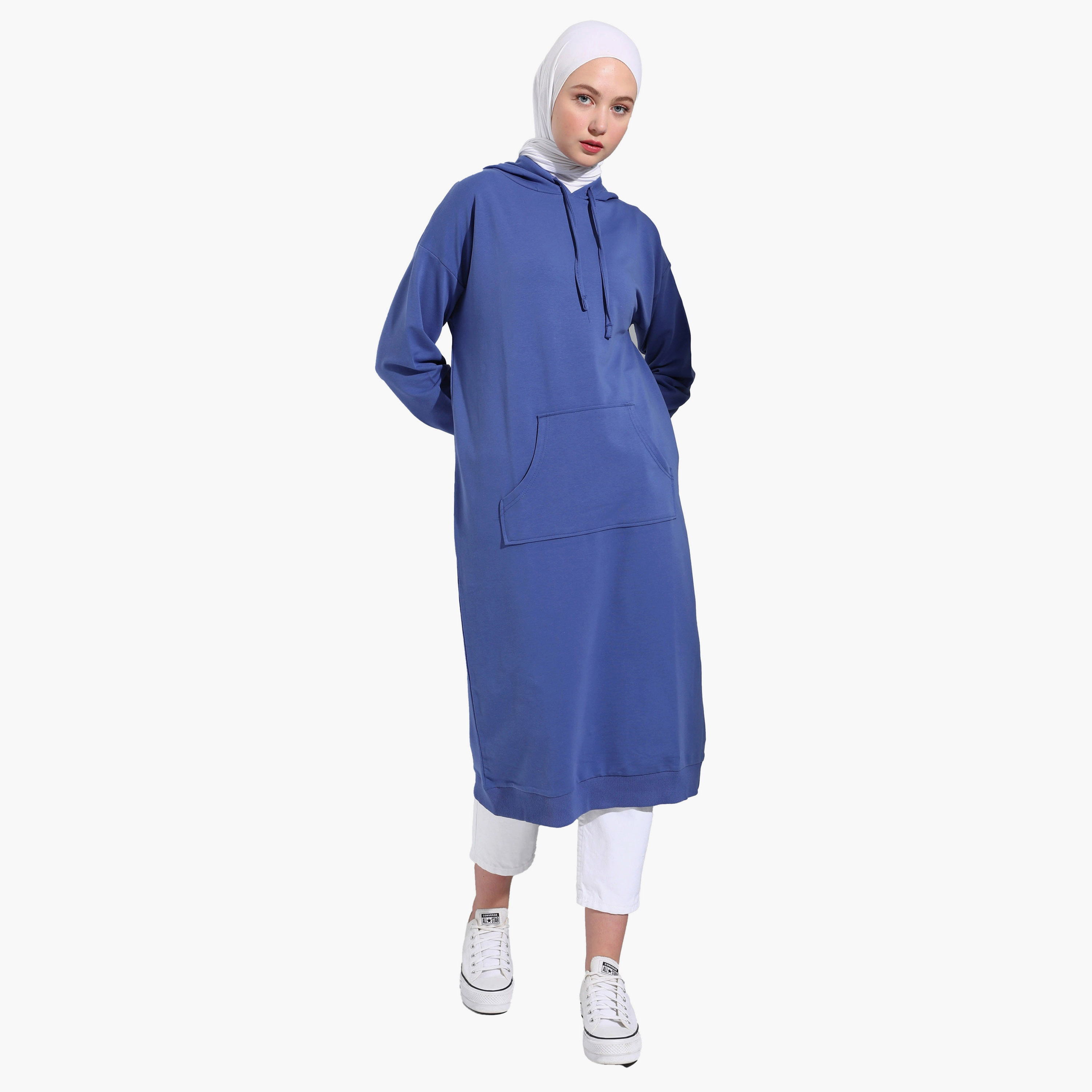 Modanisa Plain Long Hoodie with Kangaroo Pocket-women-clothing-hoodiesandsweatshirts-hoodies-image-2