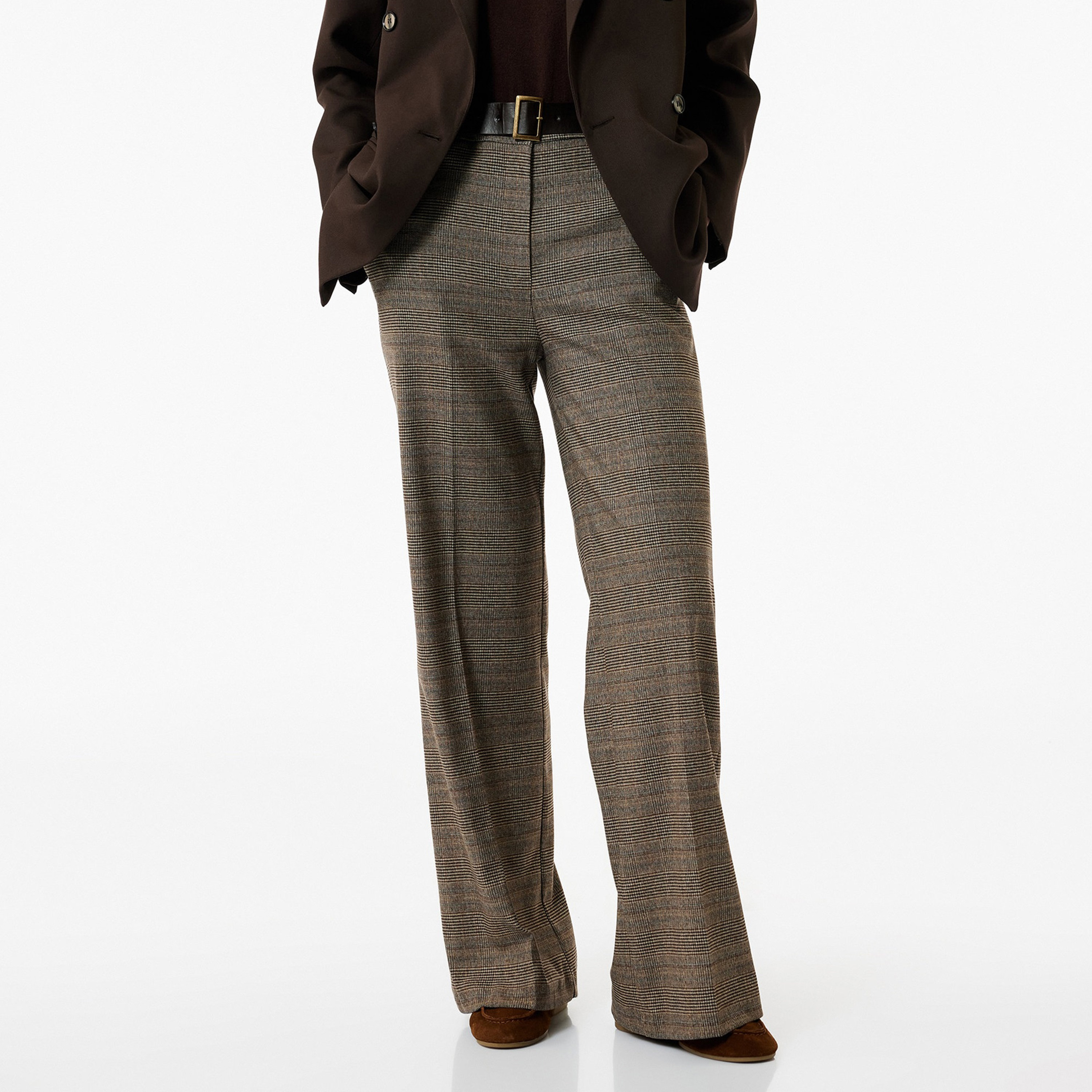 بنطال حريمي بقصة أرجل واسعة ونقشة مربعات باللون البني من كوتون-women-clothing-trousers-image-1