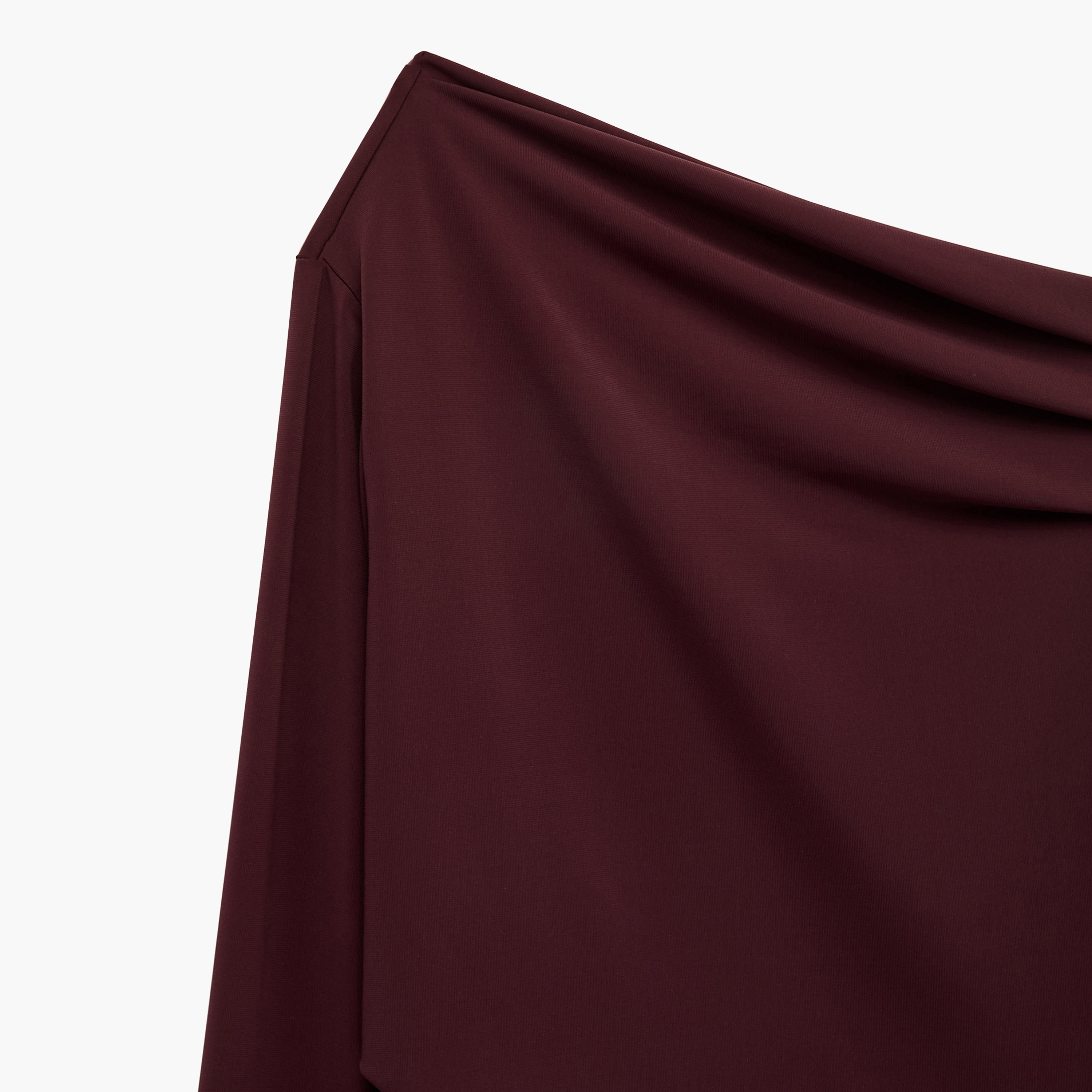 توب حريمي بفتحة رقبة غير متناظرة من كوتون-women-clothing-shirtsandblouses-blouses-image-8