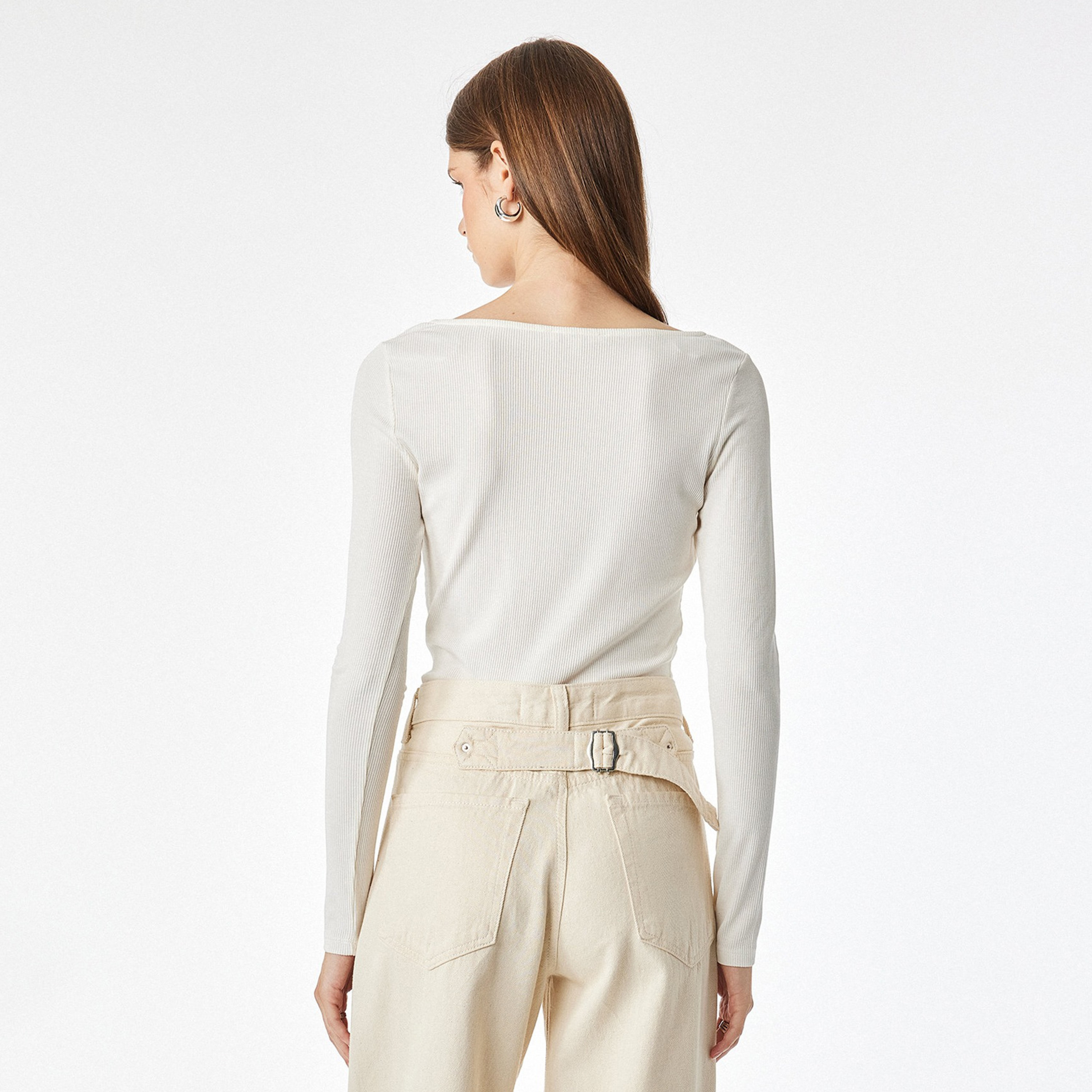 توب مضلع حريمي مزين بالدانتيل باللون الأبيض من كوتون-women-clothing-shirtsandblouses-blouses-image-3