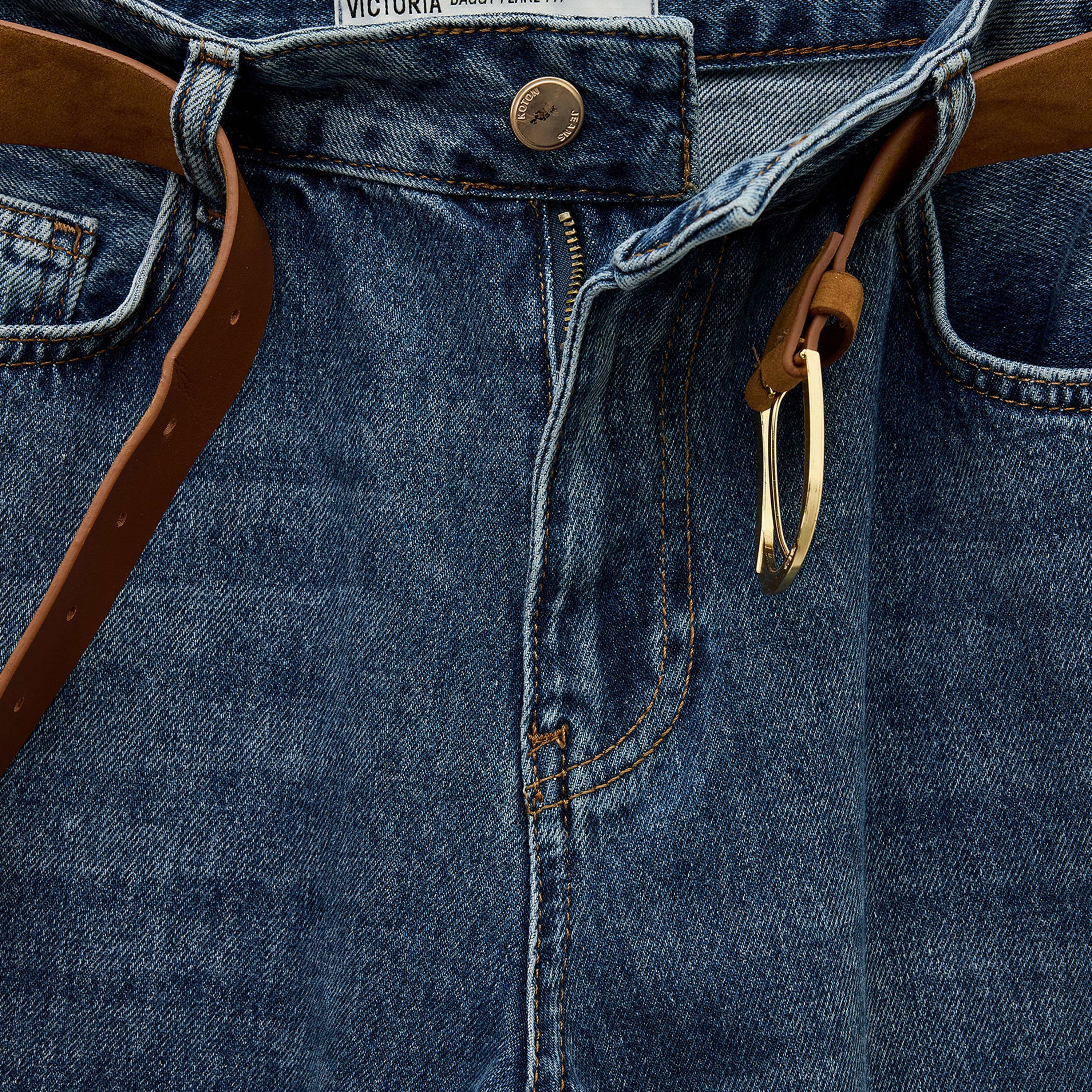 بنطال جينز حريمي بخصر مرتفع وقصة منتظمة وتأثير مغسول من كوتون-women-clothing-jeans-image-7
