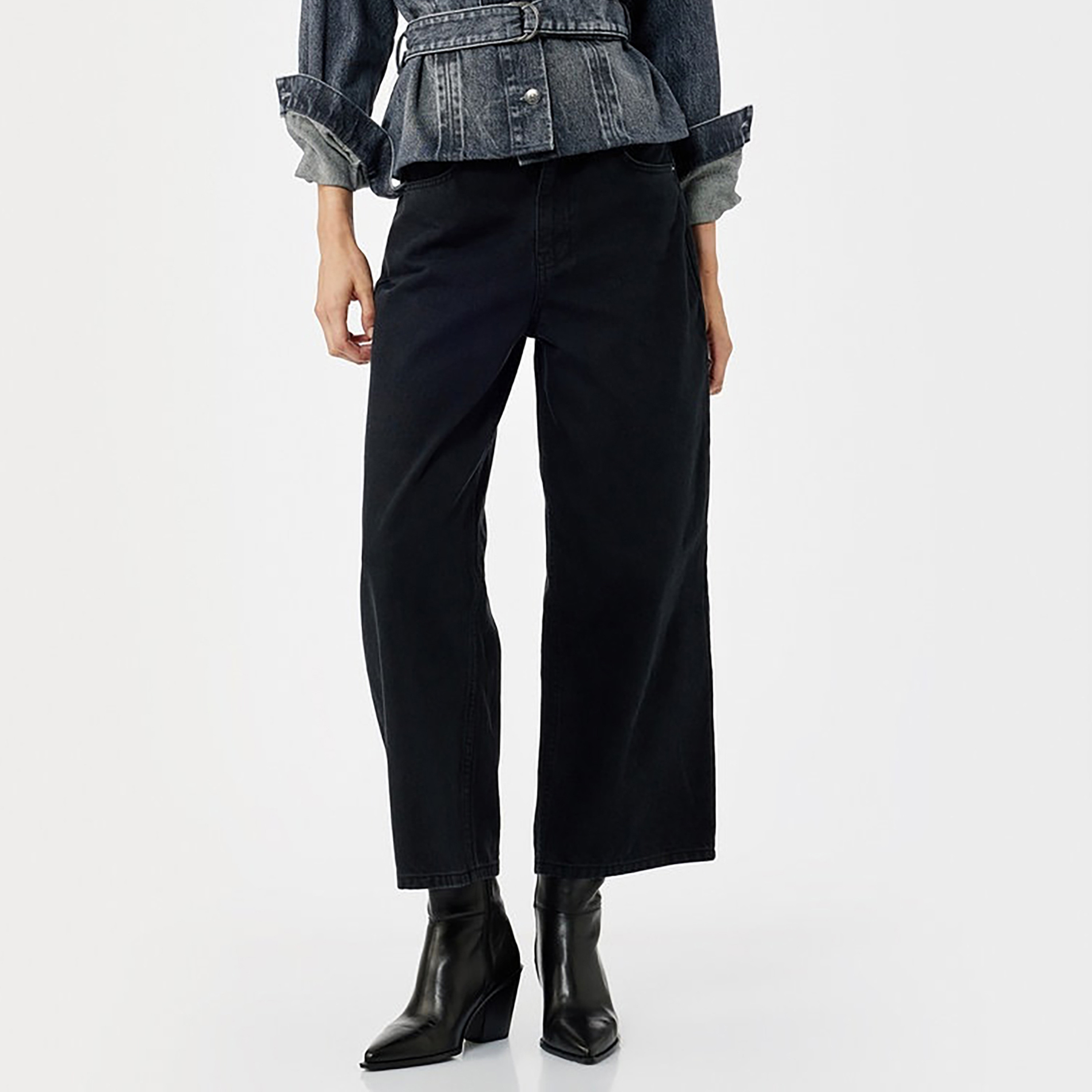 بنطال حريمي بقصة أرجل مستقيمة باللون الأسود من كوتون-women-clothing-trousers-image-1