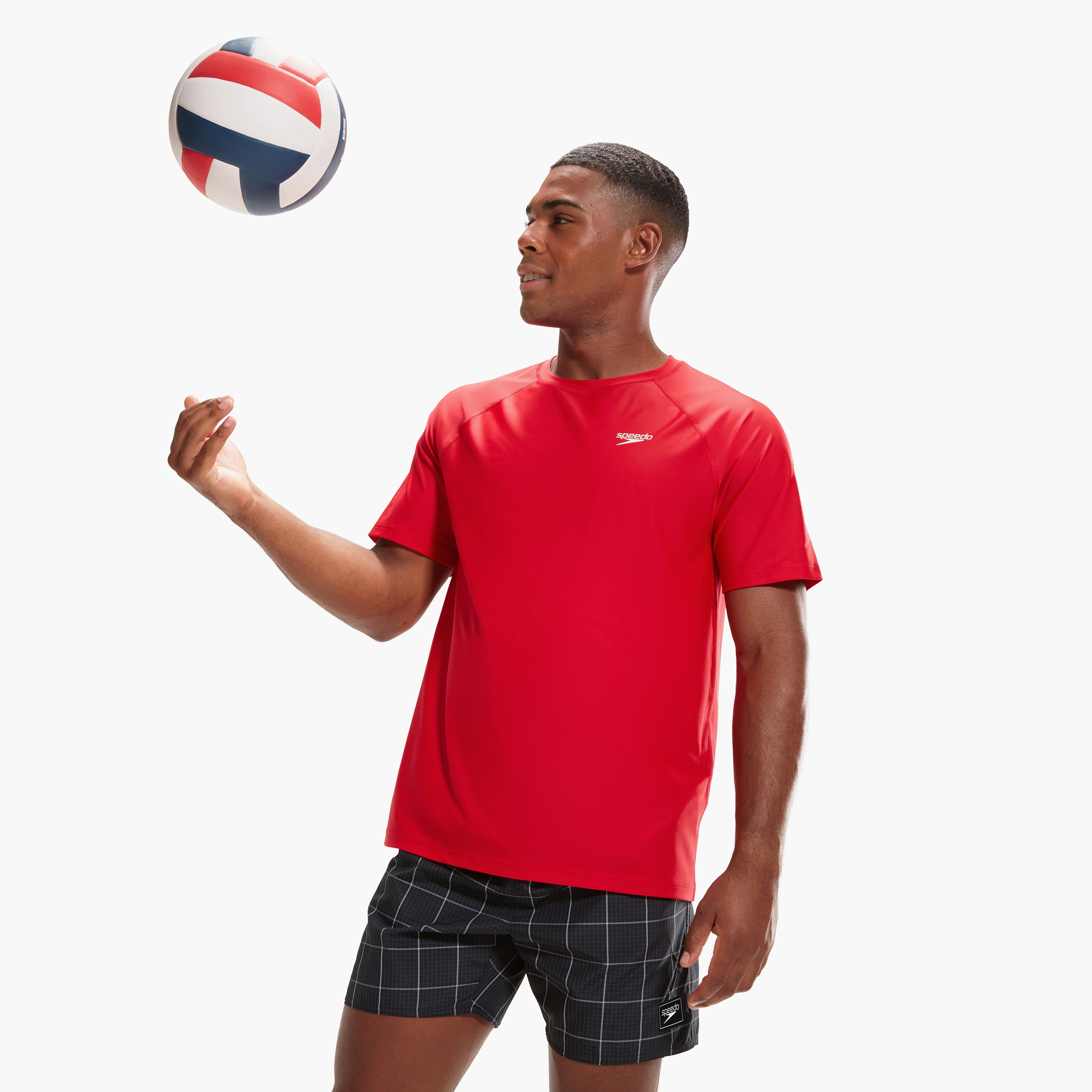 تي شيرت السباحة بأكمام قصيرة أساسي من سبيدو، للرجال البالغين-men-clothing-sportswearandactivewear-tshirtsandpolos-image-16