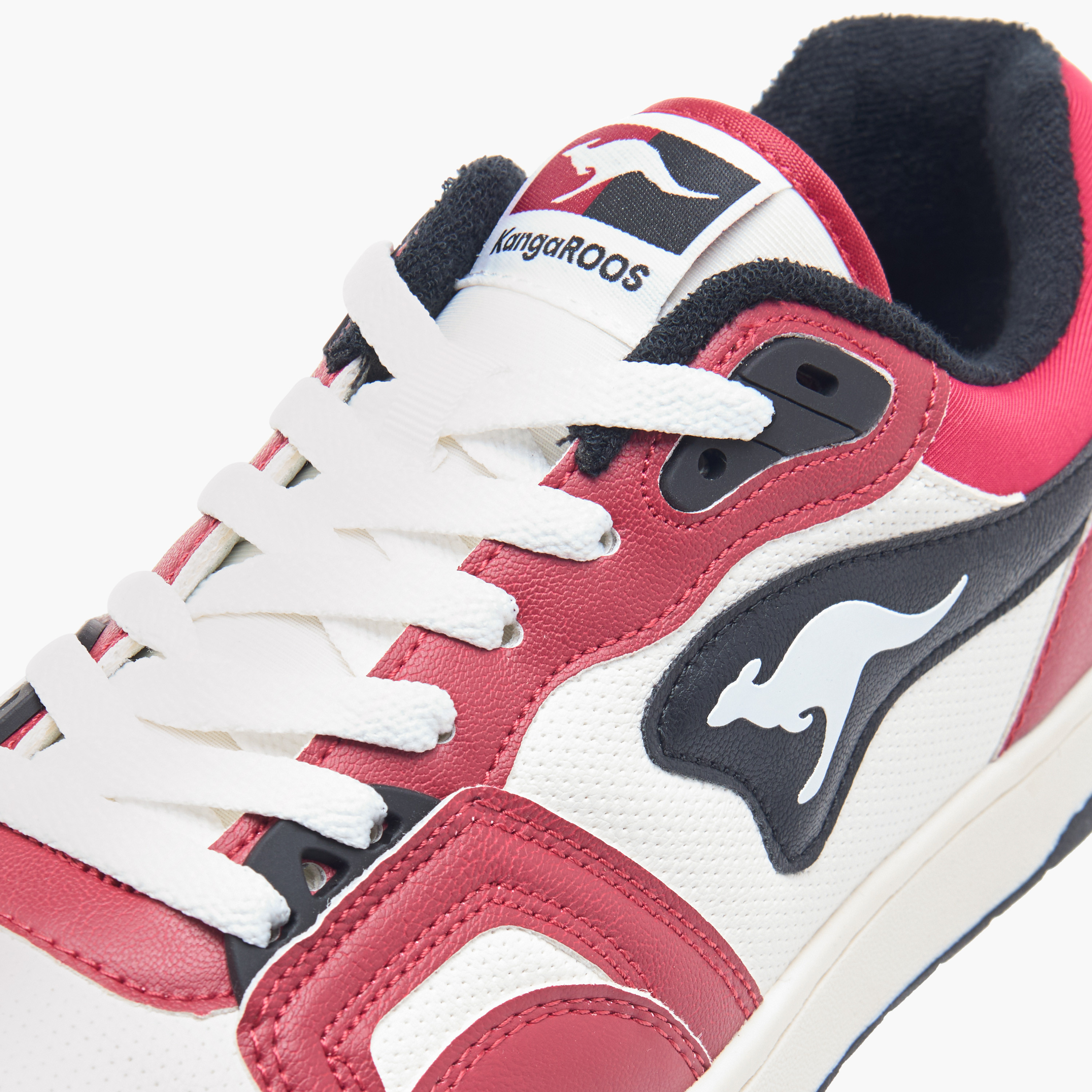 حذاء سنيكرز برباط وألواح للنساء من كانجاروس-women-shoes-sneakers-image-4