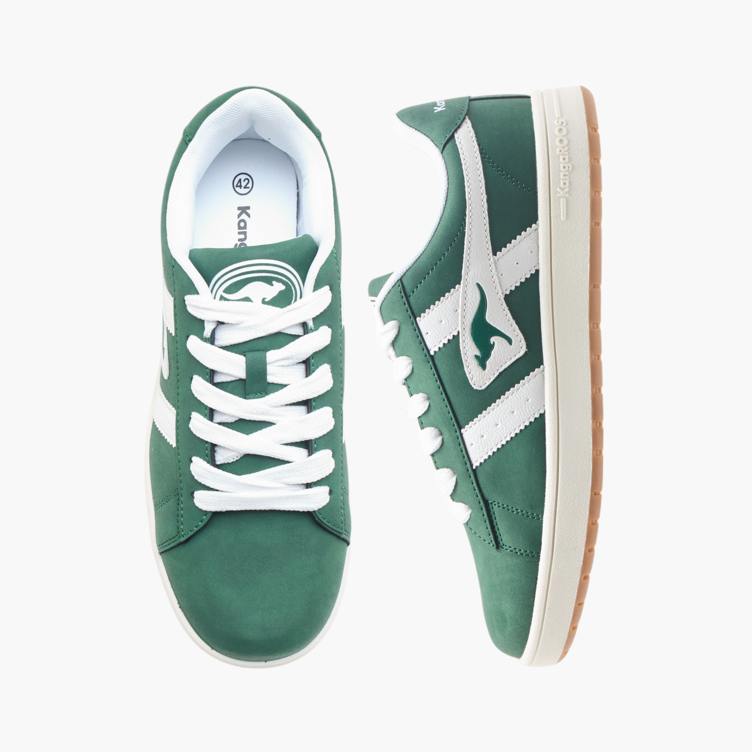 حذاء سنيكرز برباط إغلاق وتفاصيل الشعار للجنسين من كانجاروس-women-shoes-sneakers-image-1