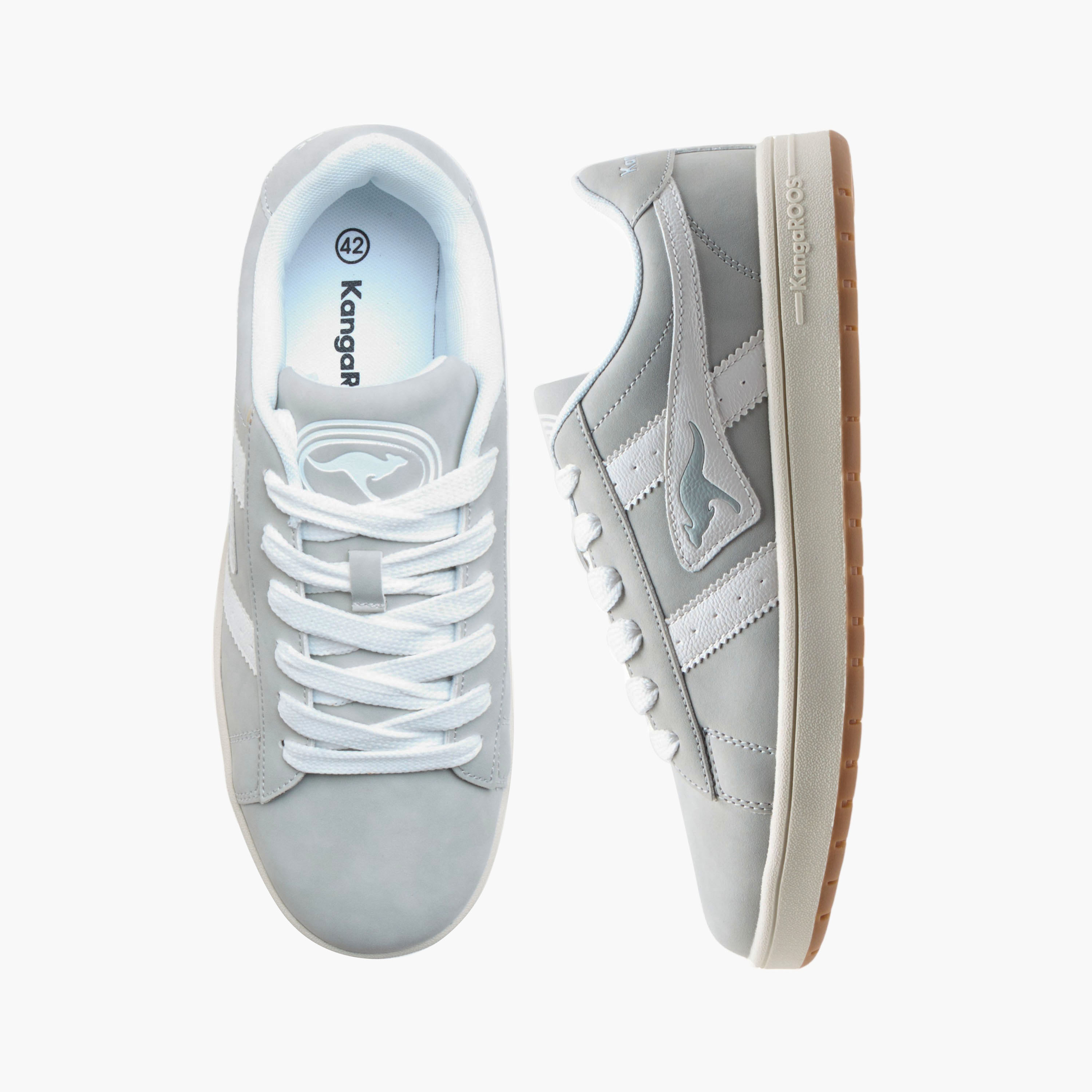 حذاء سنيكرز برباط إغلاق وتفاصيل الشعار للجنسين من كانجاروس-women-shoes-sneakers-image-1