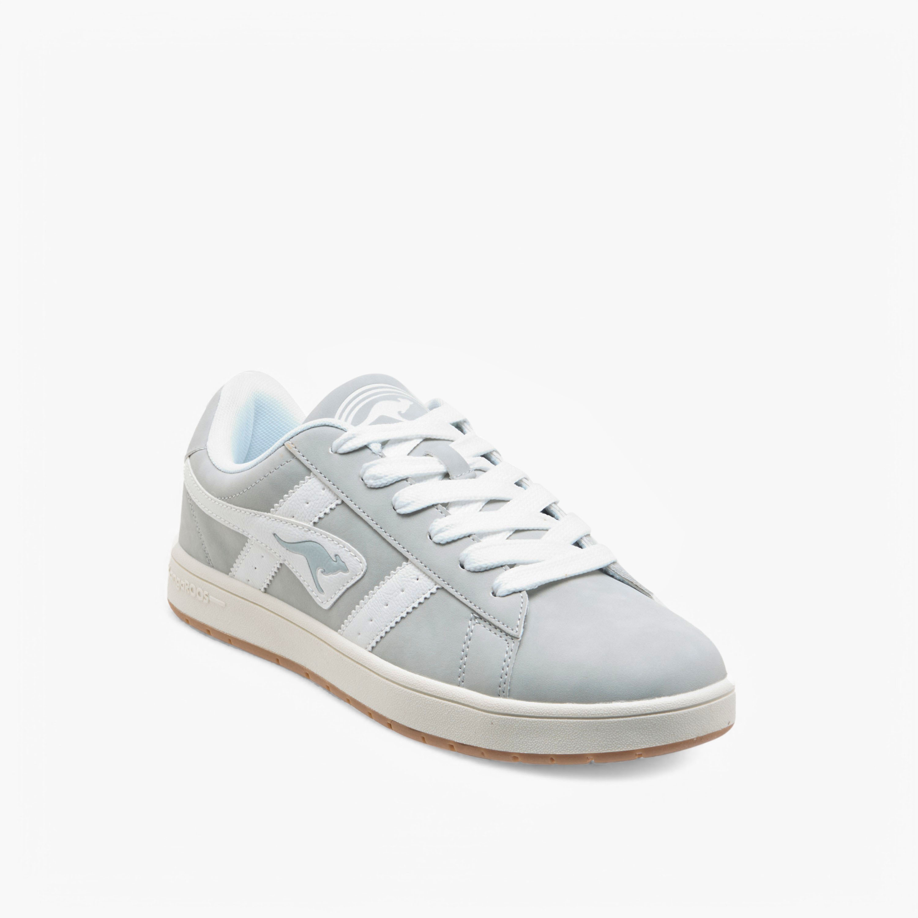 حذاء سنيكرز برباط إغلاق وتفاصيل الشعار للجنسين من كانجاروس-women-shoes-sneakers-image-2