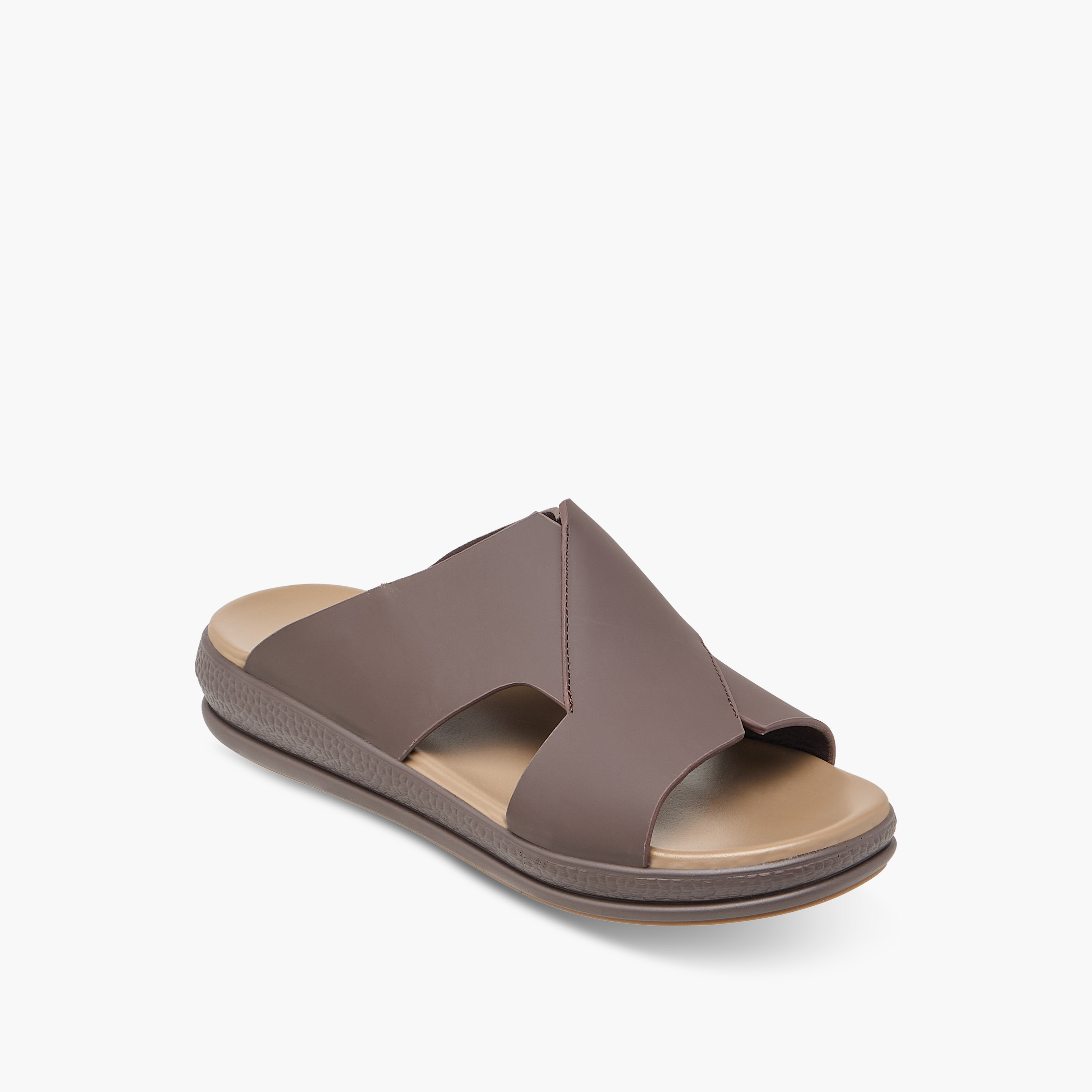 صندل سهل الارتداء مفرغ من أل بي أل من شو إكسبريس-men-shoes-sandals-image-2
