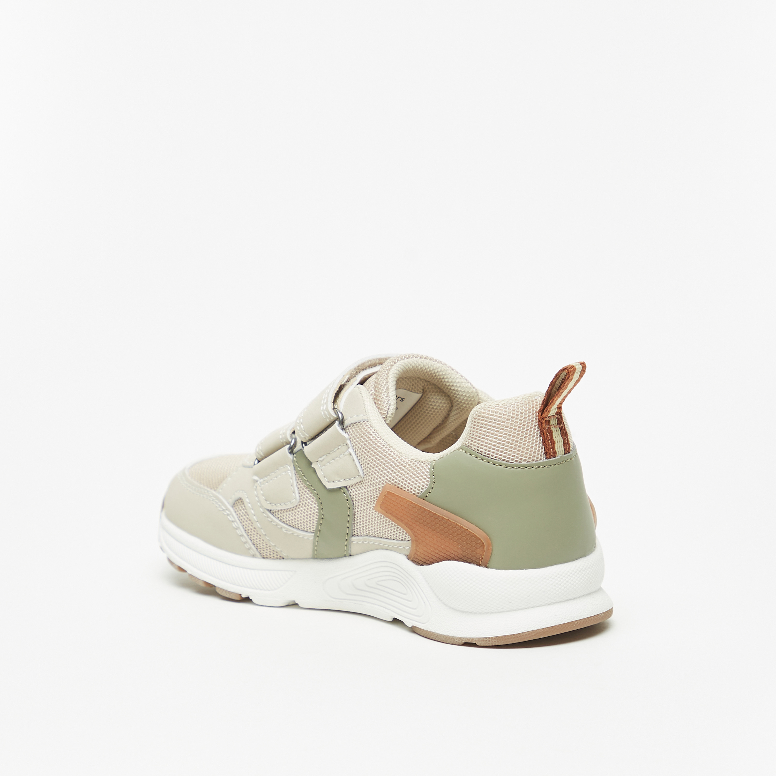حذاء سنيكرز بشريط إغلاق لاصق وألواح للأطفال من جونيورز-boys-shoes-schoolshoes-image-2