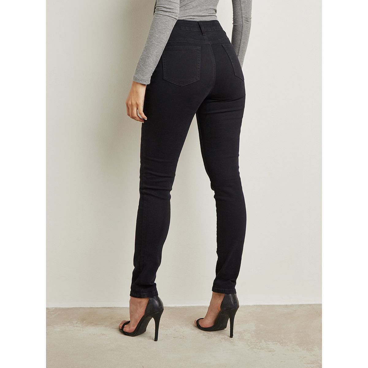 جينز ضيق خصر عالي بأزرار من ستايلي-women-clothing-bottoms-jeans-image-3