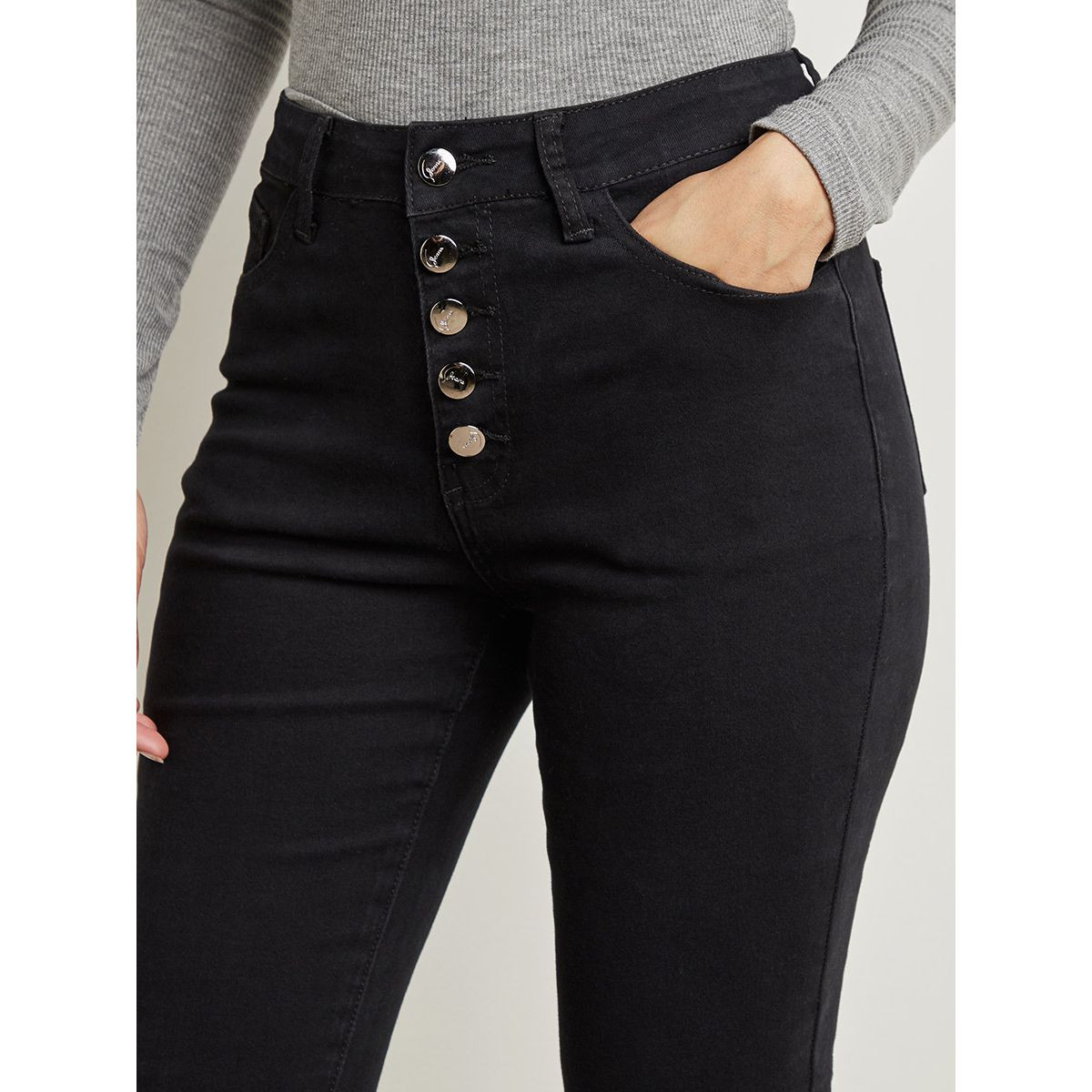 جينز ضيق خصر عالي بأزرار من ستايلي-women-clothing-bottoms-jeans-image-4