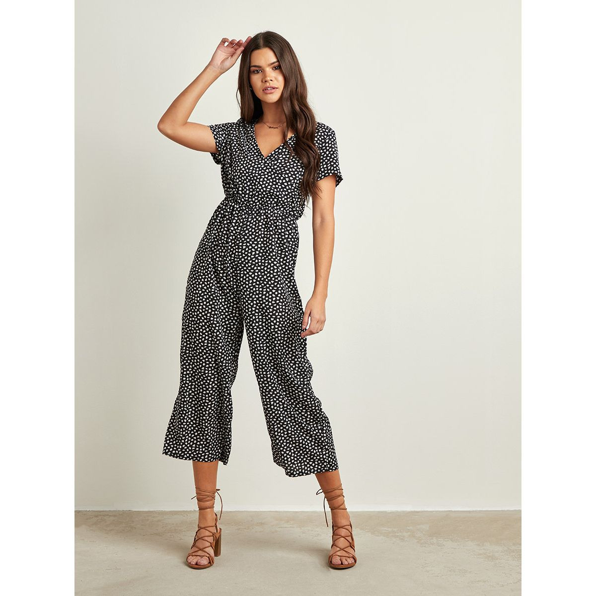 أفرول بطبعات وخصر مطاطي من ستايلي-women-clothing-jumpsuits-image-1