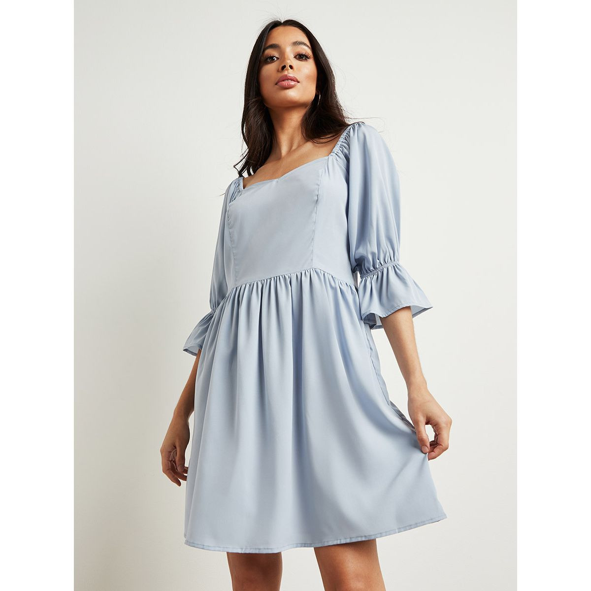 فستان قصير سادة بتفاصيل كشكش من ستايلي-women-clothing-dresses-image-1