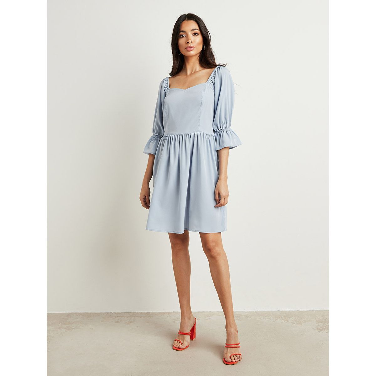 فستان قصير سادة بتفاصيل كشكش من ستايلي-women-clothing-dresses-image-2