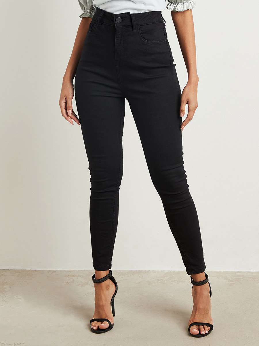 بنطلون جينز سادة بقصة ضيقة-women-clothing-bottoms-jeans-image-1