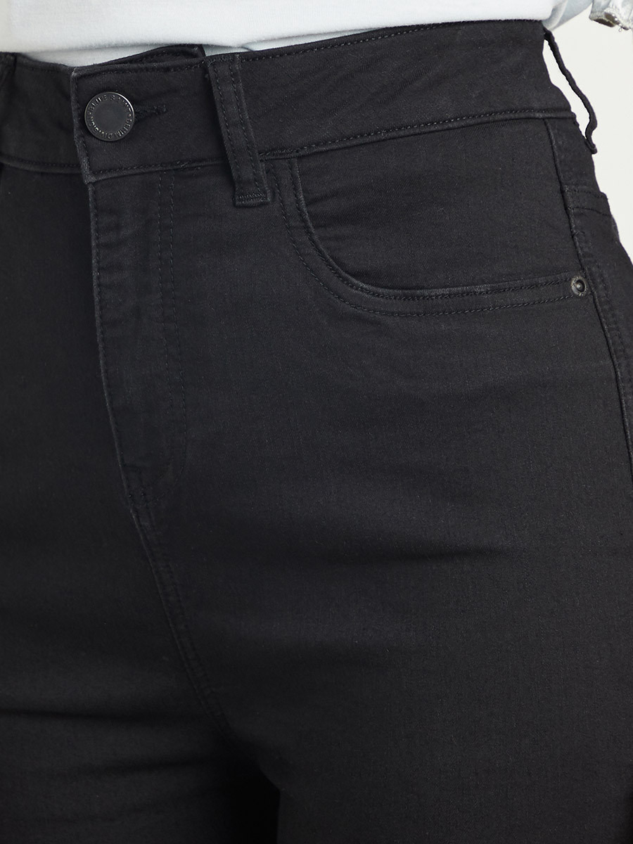 بنطلون جينز سادة بقصة ضيقة-women-clothing-bottoms-jeans-image-3