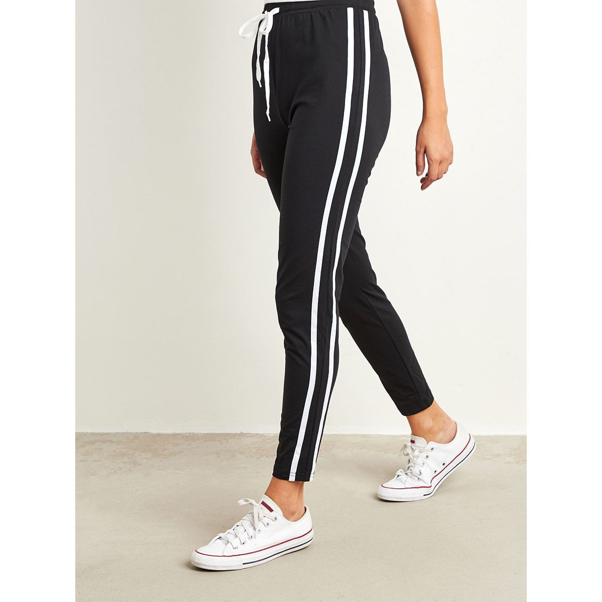 Styli Double Side Striped Leggings with Drawstring Waistband-women-clothing-leggings-image-1