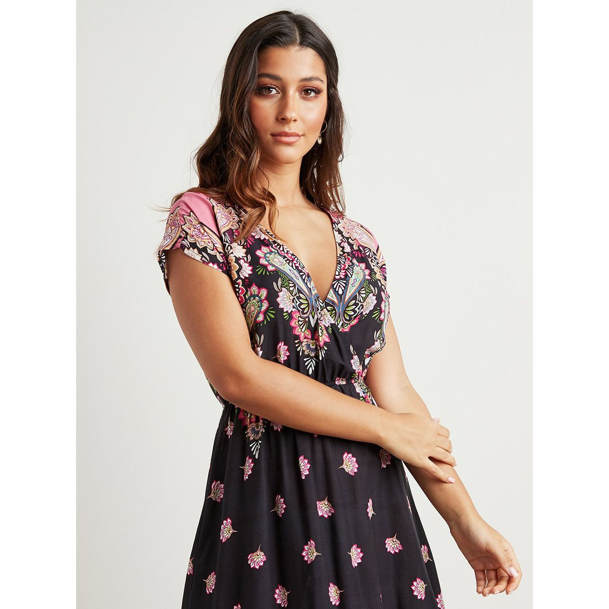فستان طويل مطبوع بزهور من ستايلي-women-clothing-dresses-image-2