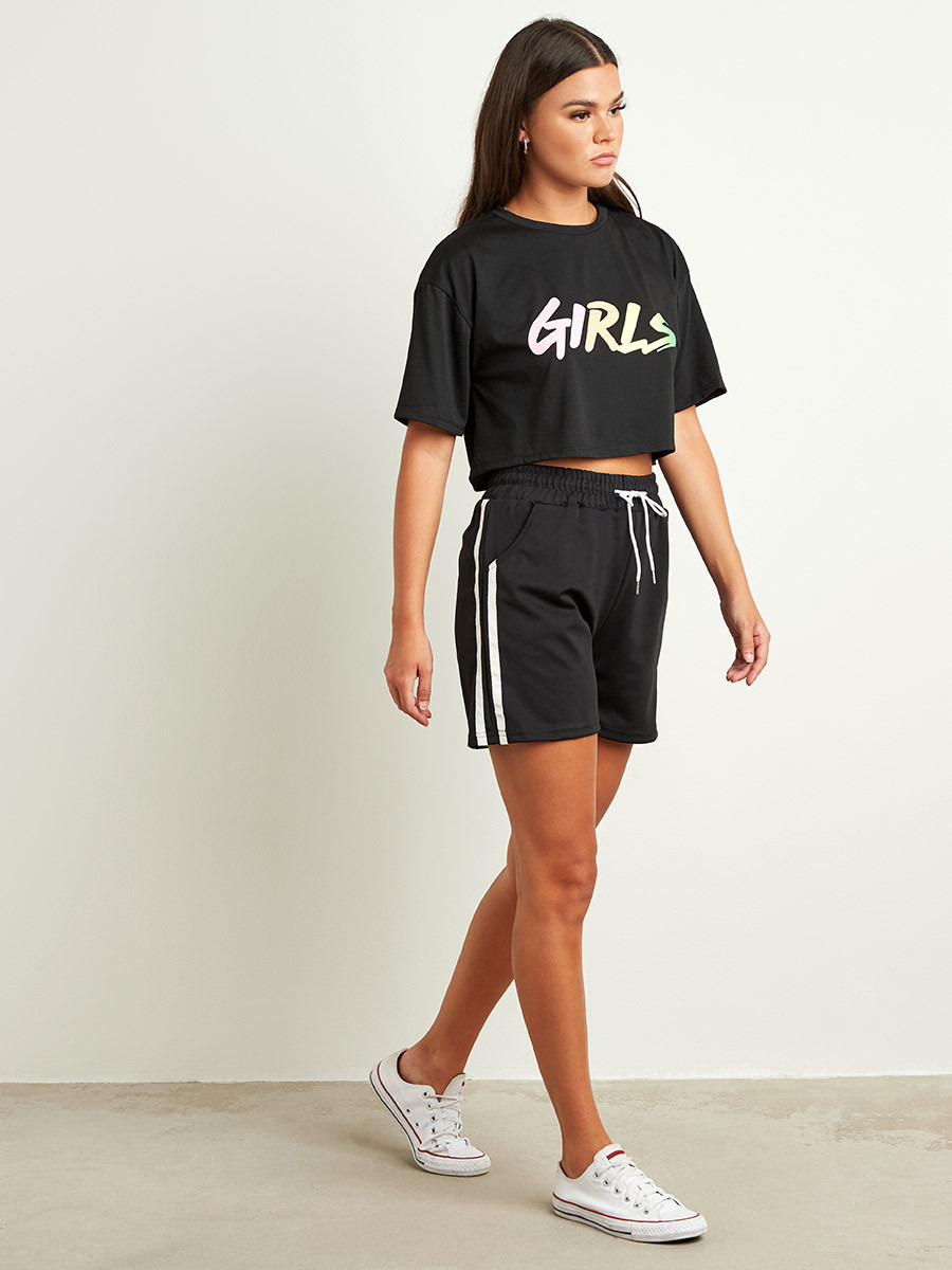 شورت رياضي بخصر مطاطي وأربطة من ستايلي-women-clothing-shorts-image-6