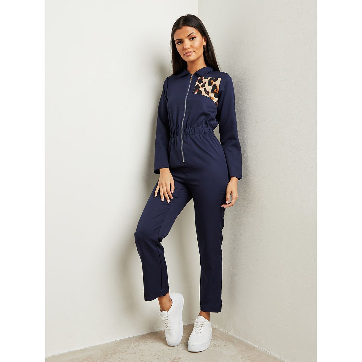 Styli Contrast Leopard Print Zip Closure Boiler Jumpsuit-women-clothing-dresses-image-3