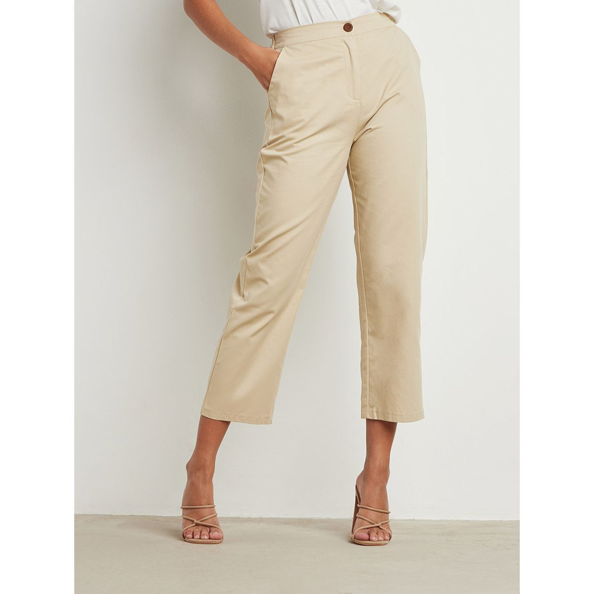 بنطلون قصير بأرجل ضيقة من ستايلي-women-clothing-trousers-image-1