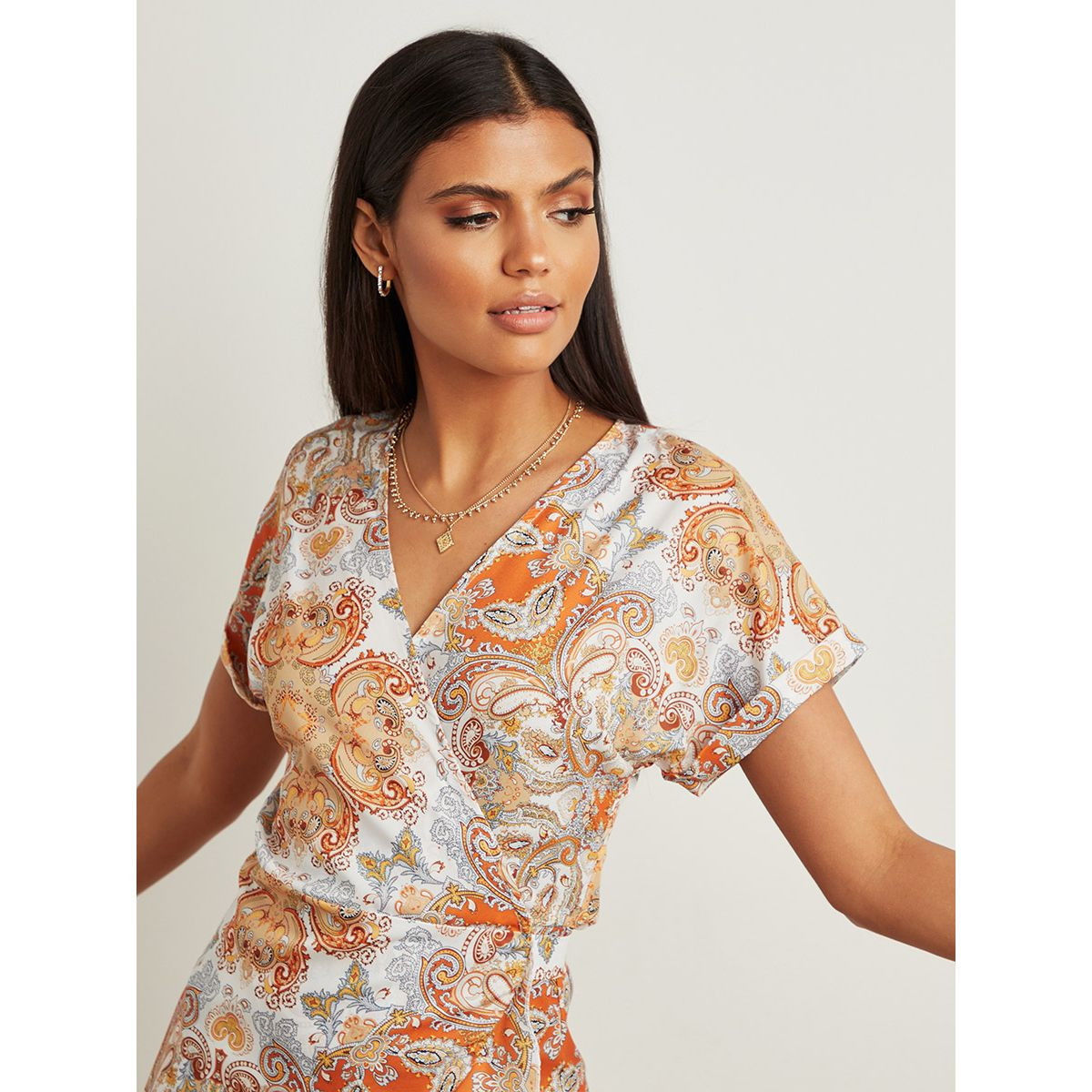 فستان ميدي مطبوع بزهور مع ربطة من ستايلي-women-clothing-dresses-image-2