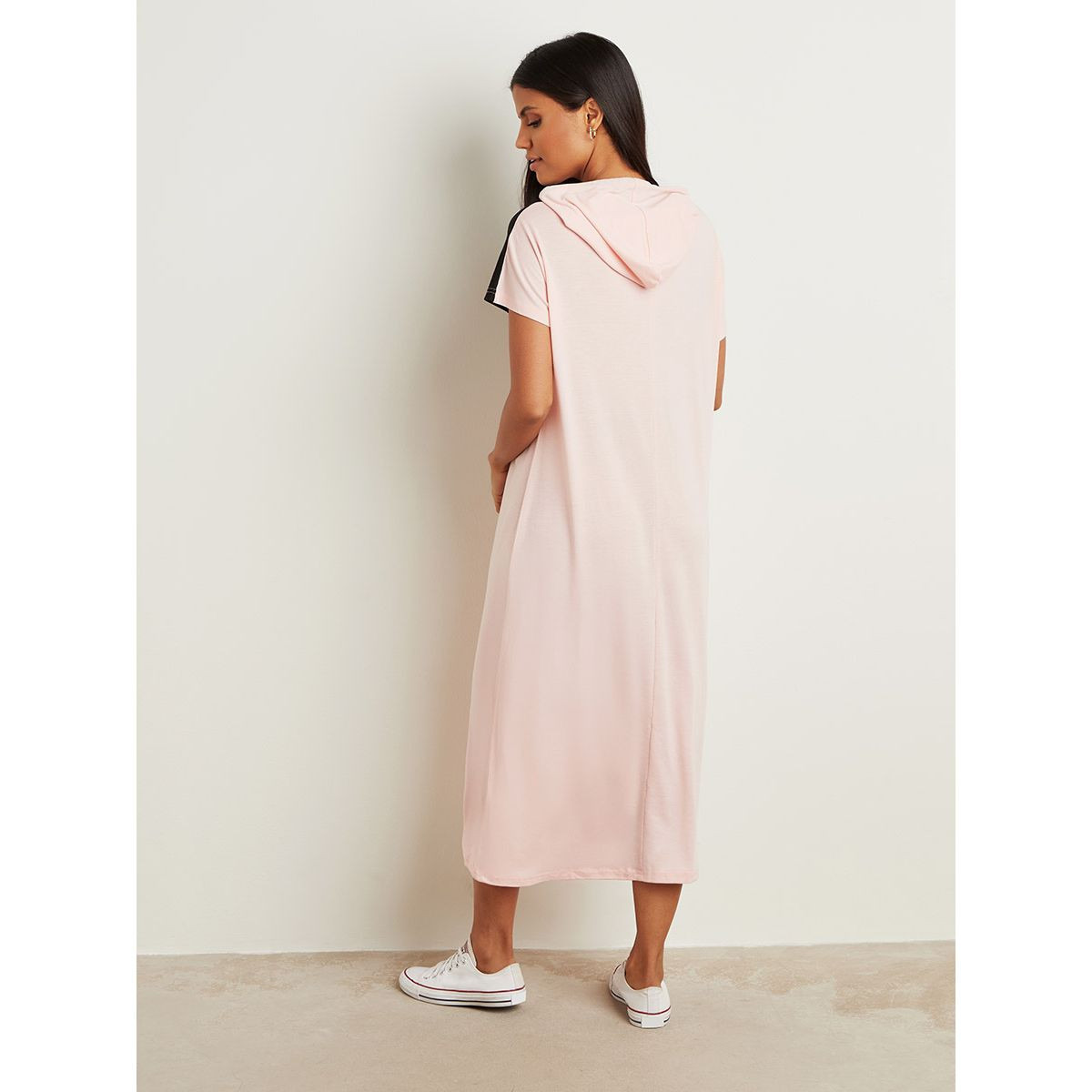 فستان ميدي مطبوع بتصميم تيشيرت من ستايلي-women-clothing-dresses-image-3