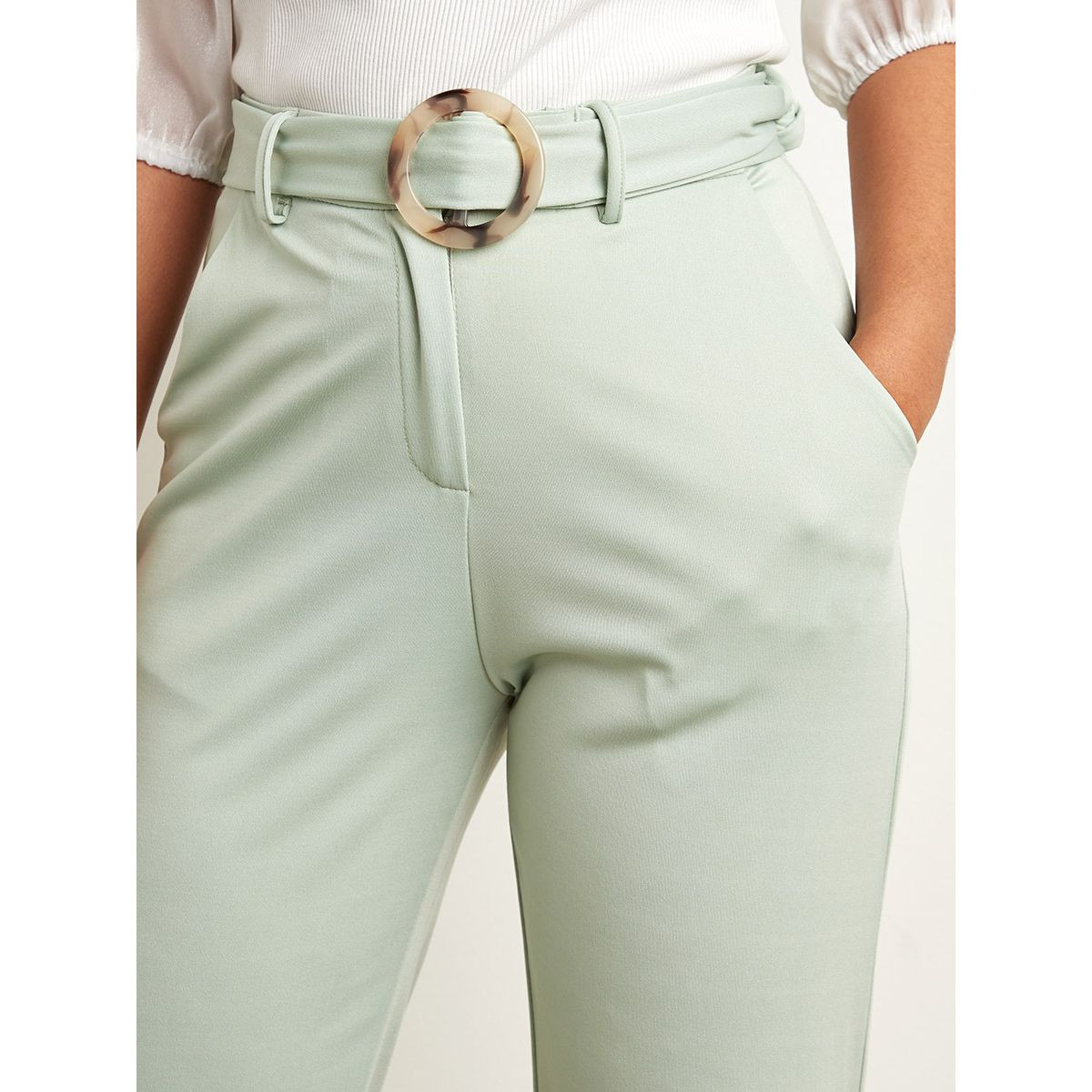 بنطلون بقصة واسعة وحزام من ستايلي-women-clothing-trousers-image-3