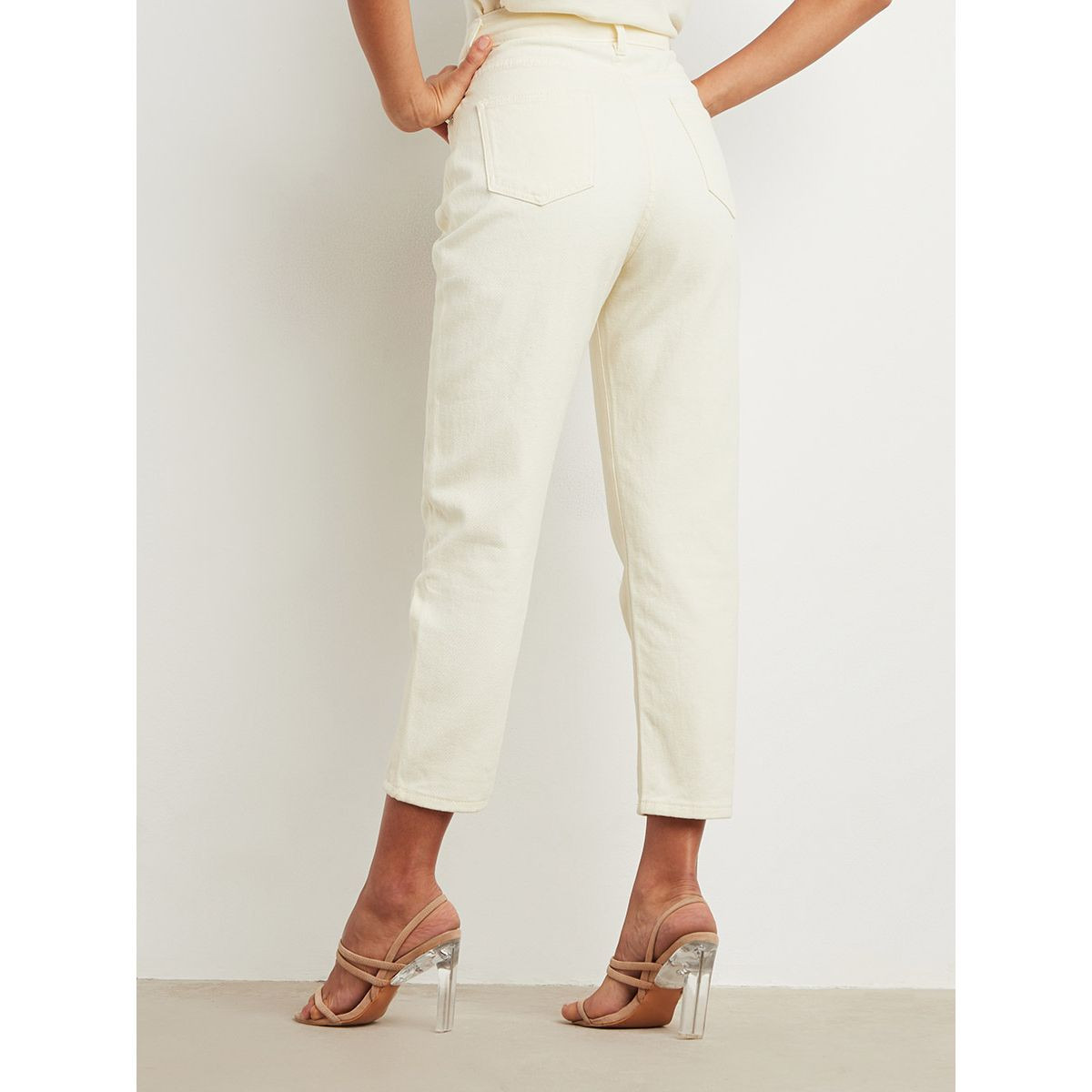 Styli Pocket Construct Solid Mom Jeans with Belt Loops-women-clothing-bottoms-jeans-image-3