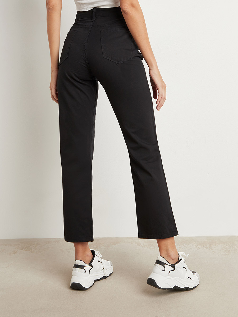 Styli Solid Pocket Construct Mom Jeans with Belt Loops-women-clothing-bottoms-jeans-image-3
