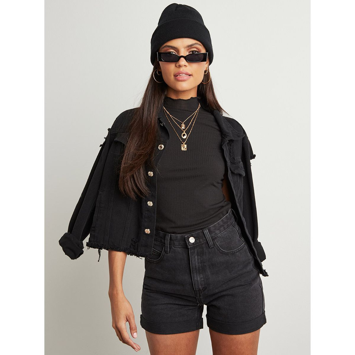 شورت دنيم بخصر مرتفع من ستايلي-women-clothing-shorts-image-2