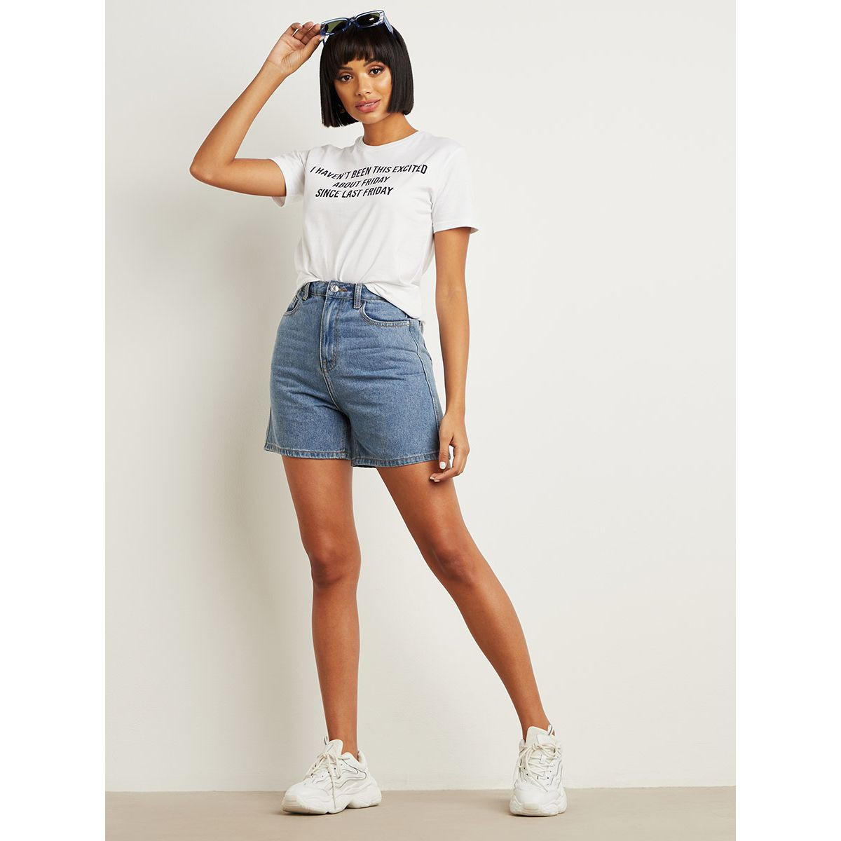 شورت بأربطة خصر من ستايلي-women-clothing-shorts-image-3