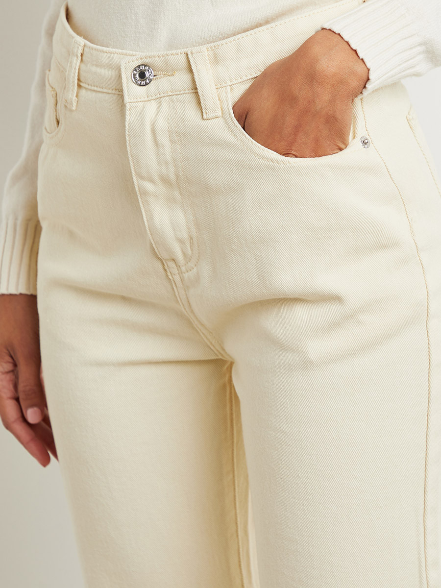 بنطلون جينز سادة بفتحة صغيرة من ستايلي-women-clothing-bottoms-jeans-image-1