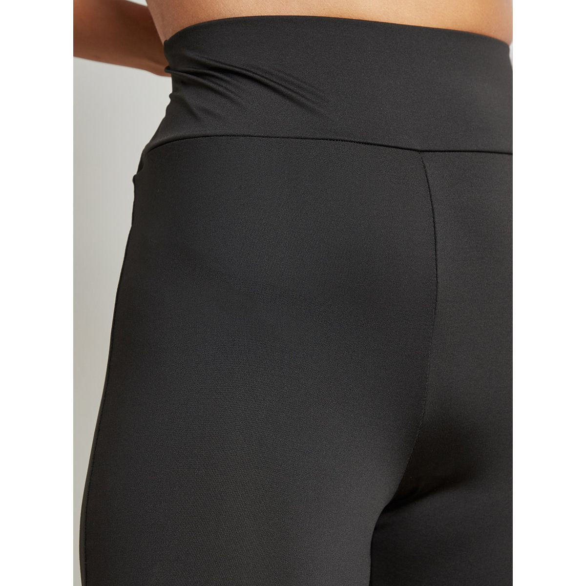 Styli Calf Striped Detail Leggings-women-clothing-leggings-image-4