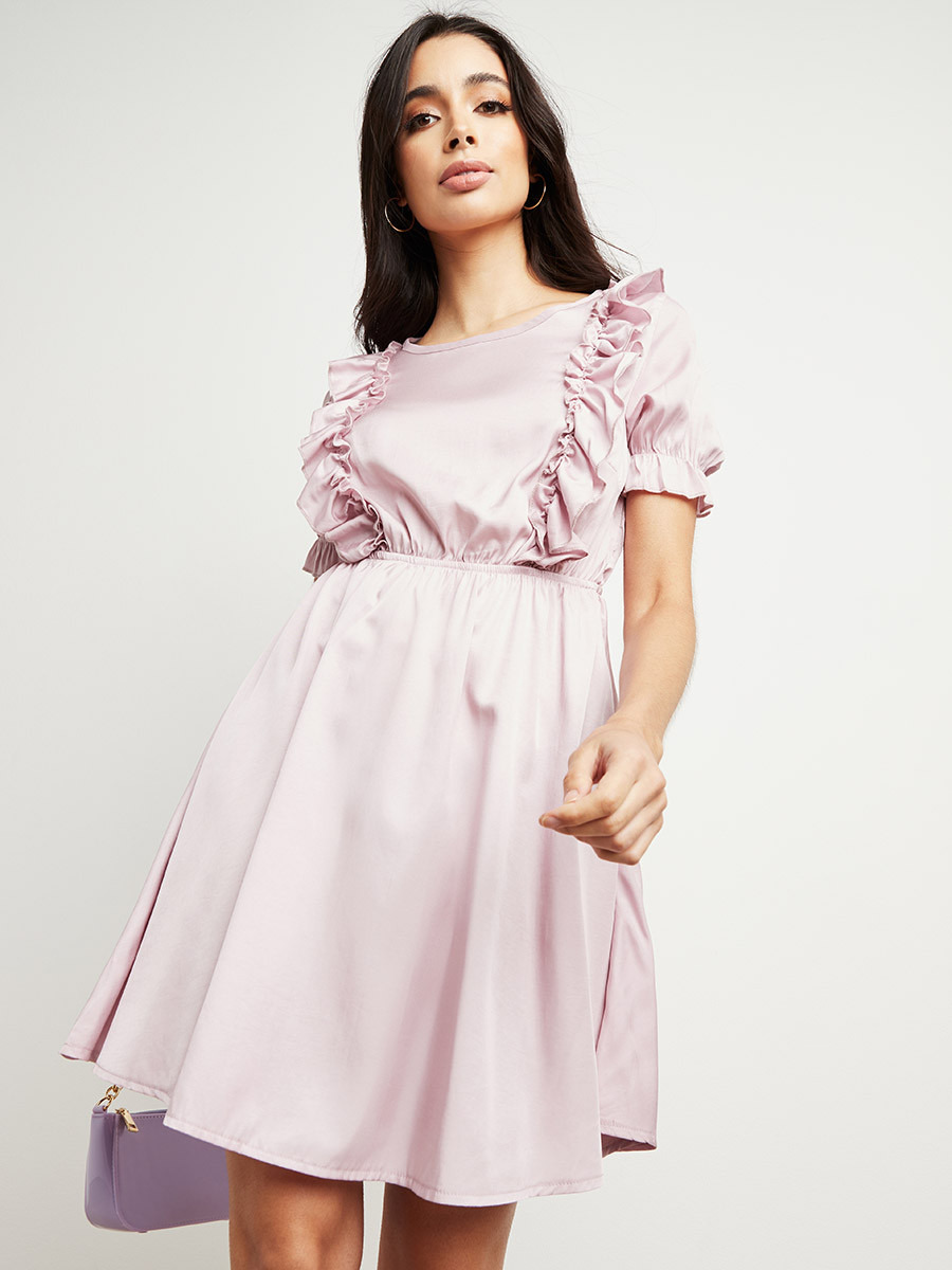 فستان قصير بتفاصيل كشكش من ستايلي-women-clothing-dresses-image-1