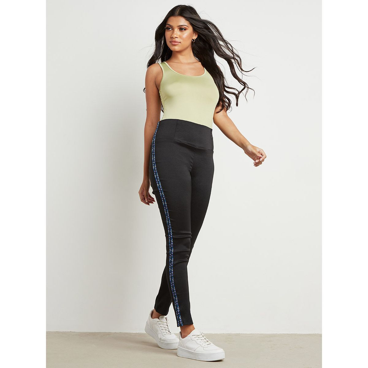 ليقنز بقصة ضيقة-women-clothing-leggings-image-2