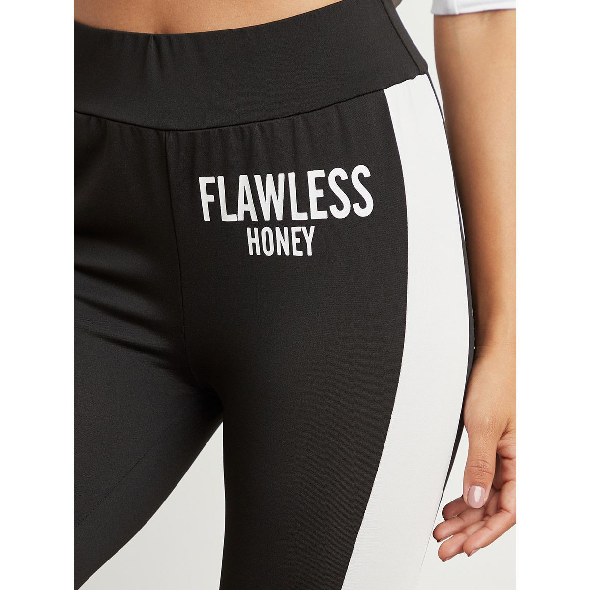 بنطلون مطبوع بقصة ضيقة من ستايلي-women-clothing-leggings-image-4