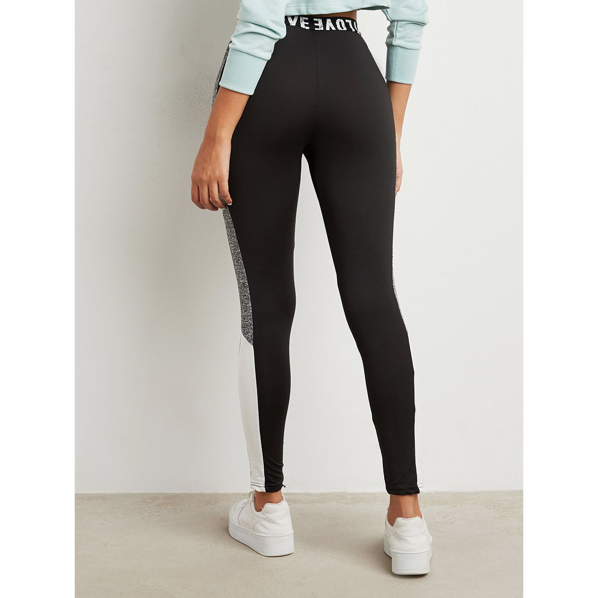 ليقنز بتفاصيل جانبية من ستايلي-women-clothing-leggings-image-3