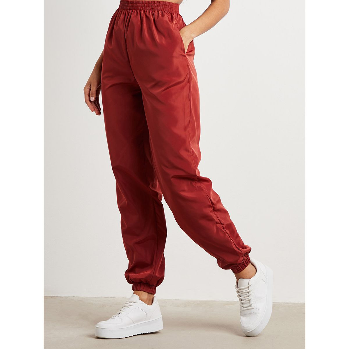 بنطلون رياضي بقصة واسعة بجيوب من ستايلي-women-clothing-bottoms-joggers-image-1