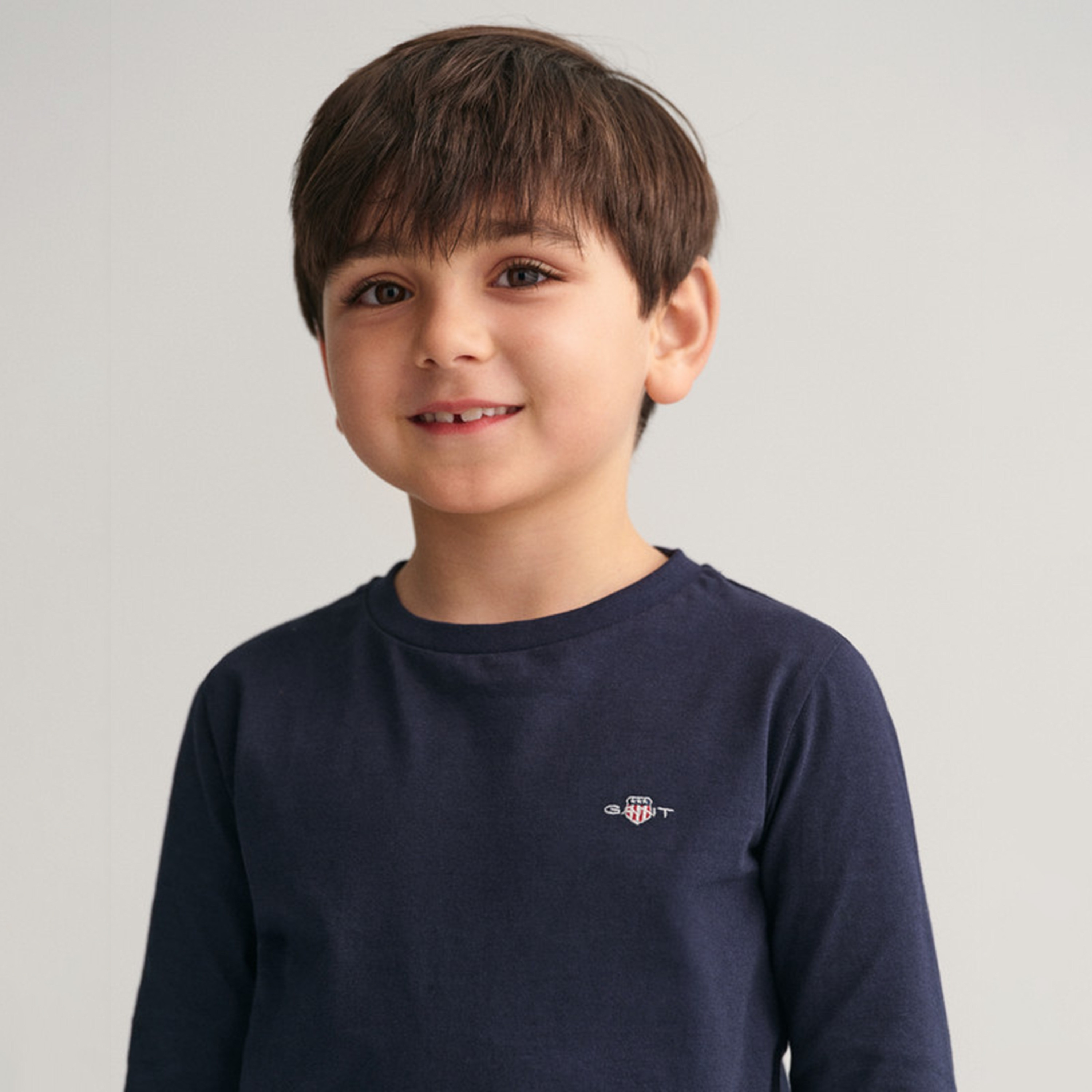 تي شيرت سادة بأكمام طويلة من جانت-boys-clothing-schoolwear-tshirtsandpolos-image-1