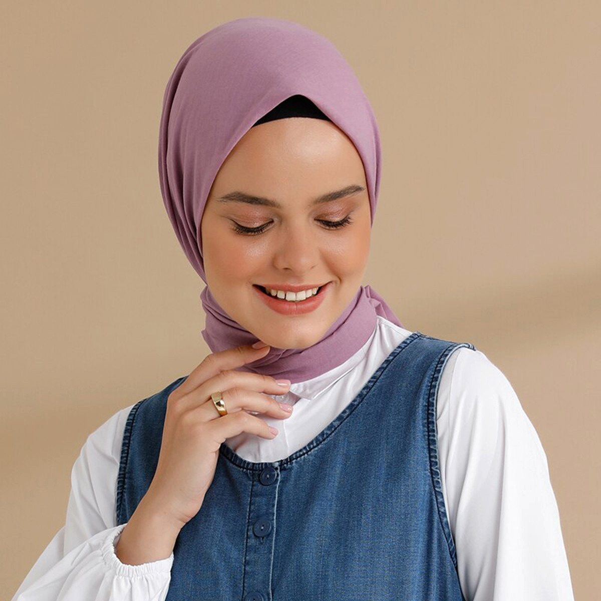 Modanisa Women Lilac Solid Hijab Scarf-women-arabicclothing-headscarf-hijab-image-3