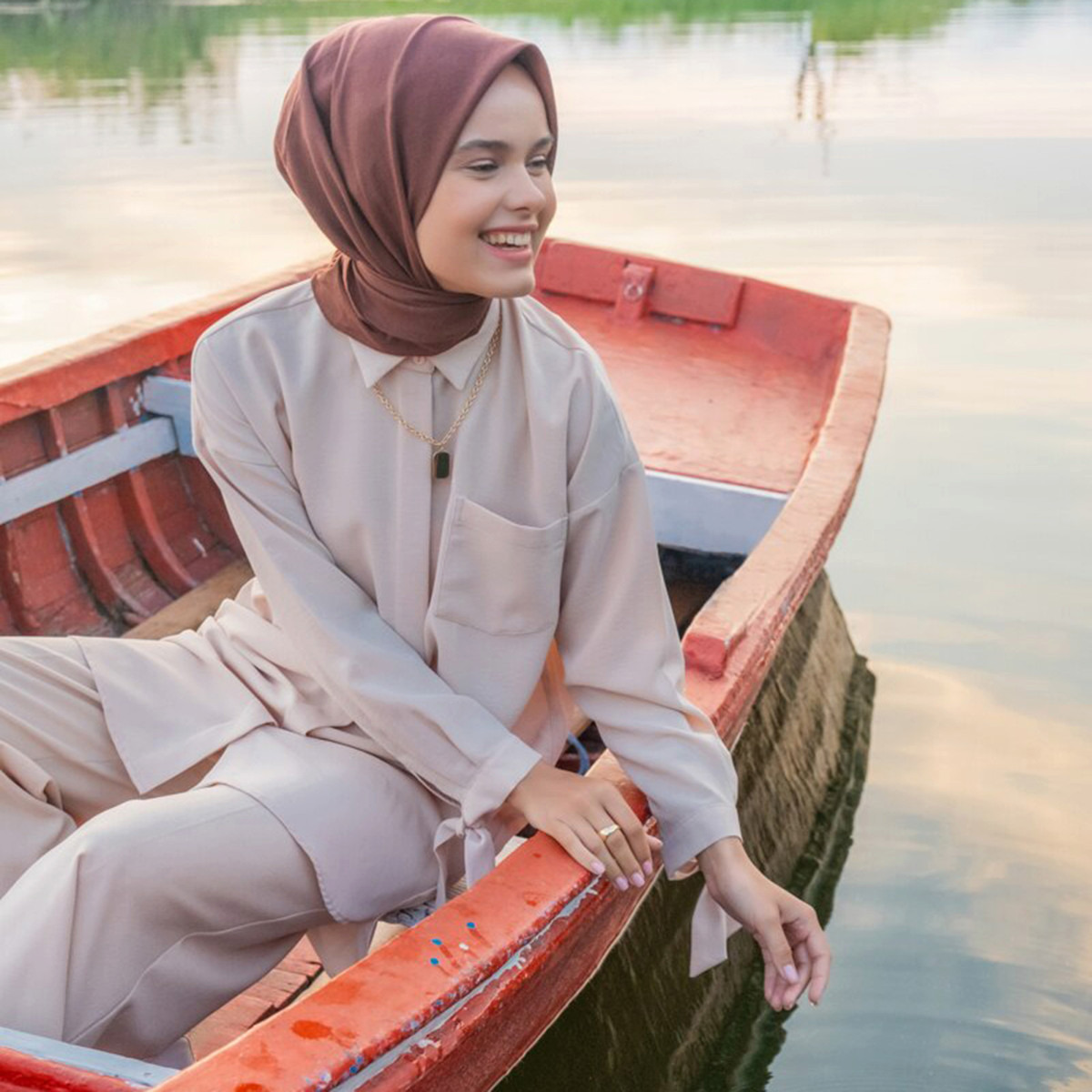 Modanisa Women Brown Solid Hijab Scarf-women-arabicclothing-headscarf-hijab-image-6