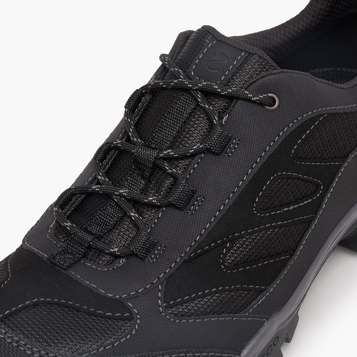 حذاء سنيكرز بارز الملمس بطول الكاحل ورباط إغلاق من إيكو-men-shoes-sneakers-image-4
