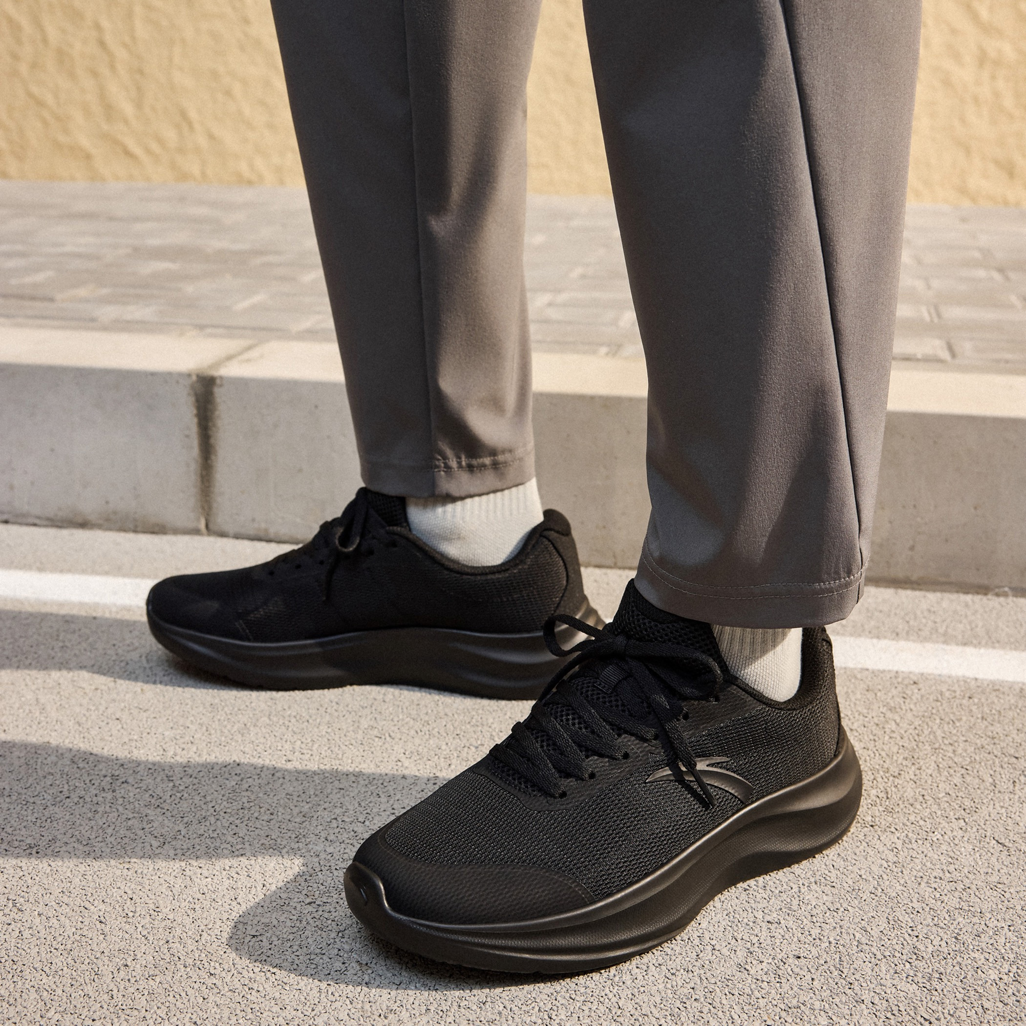  حذاء سنيكرز طول الكاحل برباط إغلاق للرجال من أنتا - ستار كلاود-sports-men-shoes-image-2
