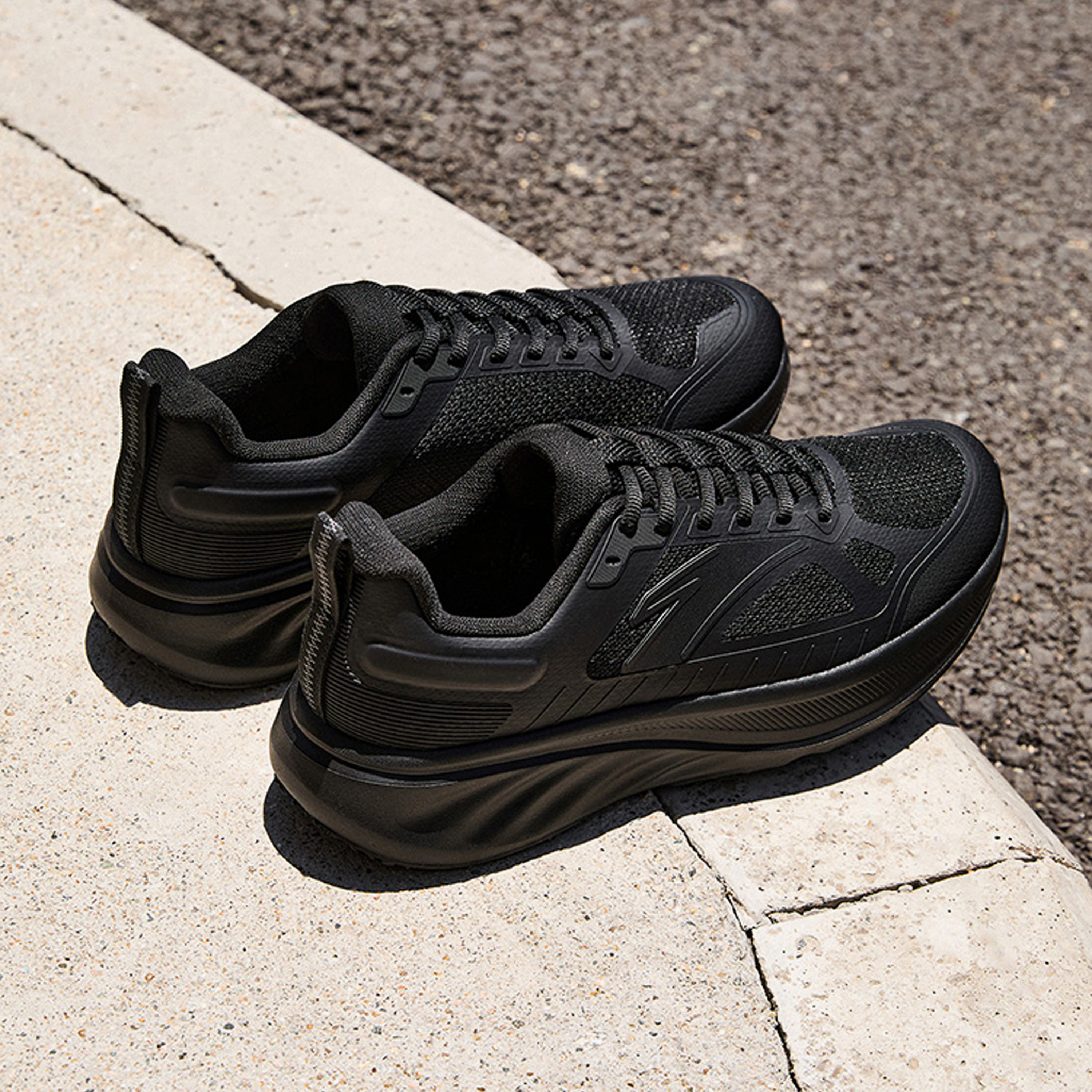حذاء سنيكرز طول الكاحل برباط إغلاق للرجال من أنتا - كيليان-men-shoes-sneakers-image-7