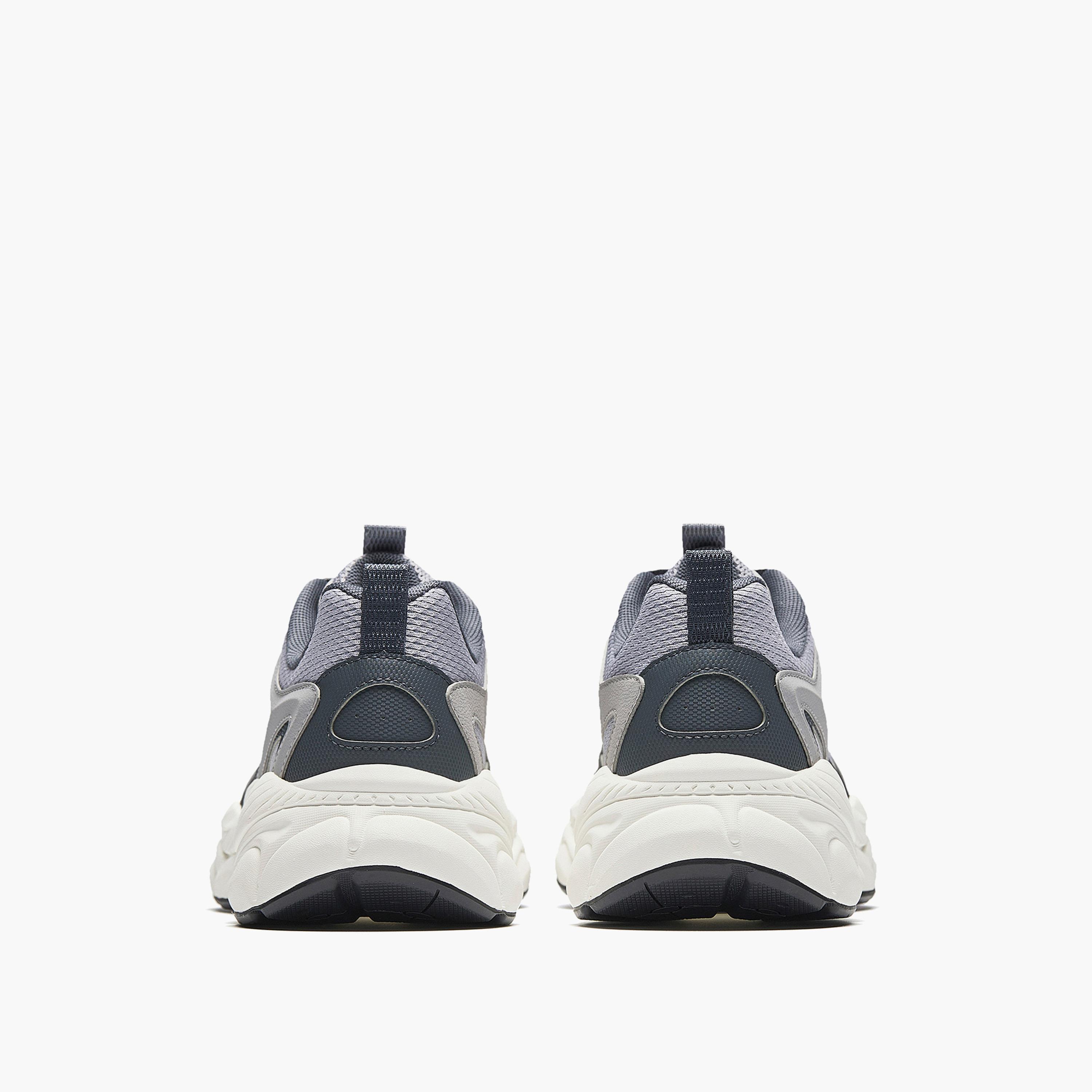 حذاء سنيكرز طول الكاحل برباط إغلاق للرجال من أنتا - ميلينيوم تي دي-sports-men-shoes-image-4