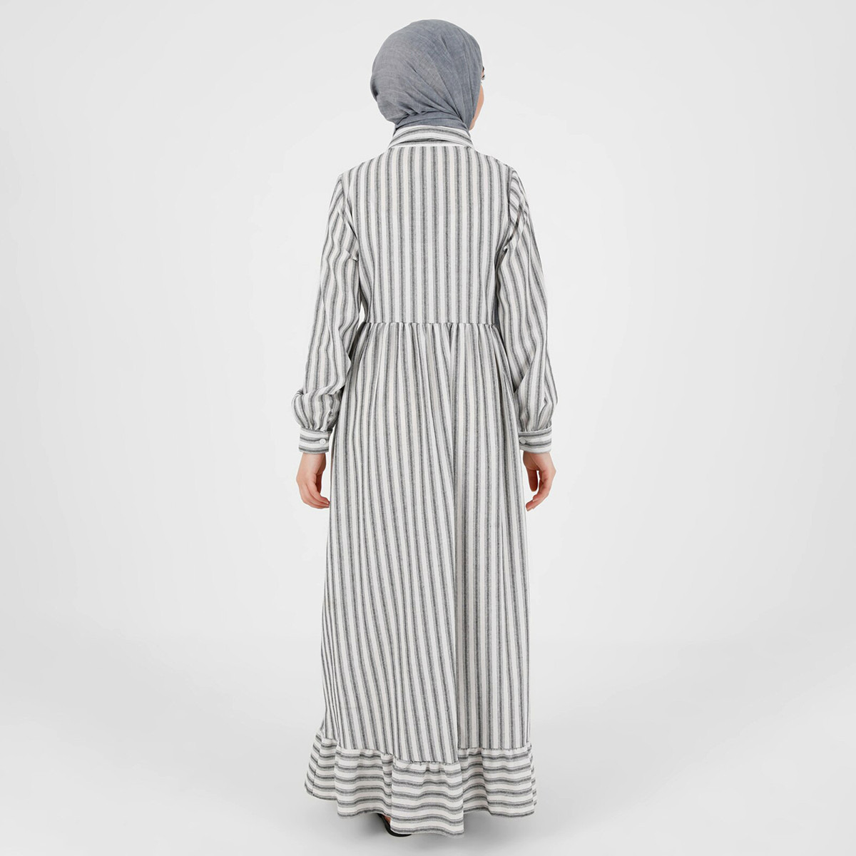 Modanisa Women Black Striped Collared Neck Buttoned Jalabiya-women-clothing-dresses-image-2